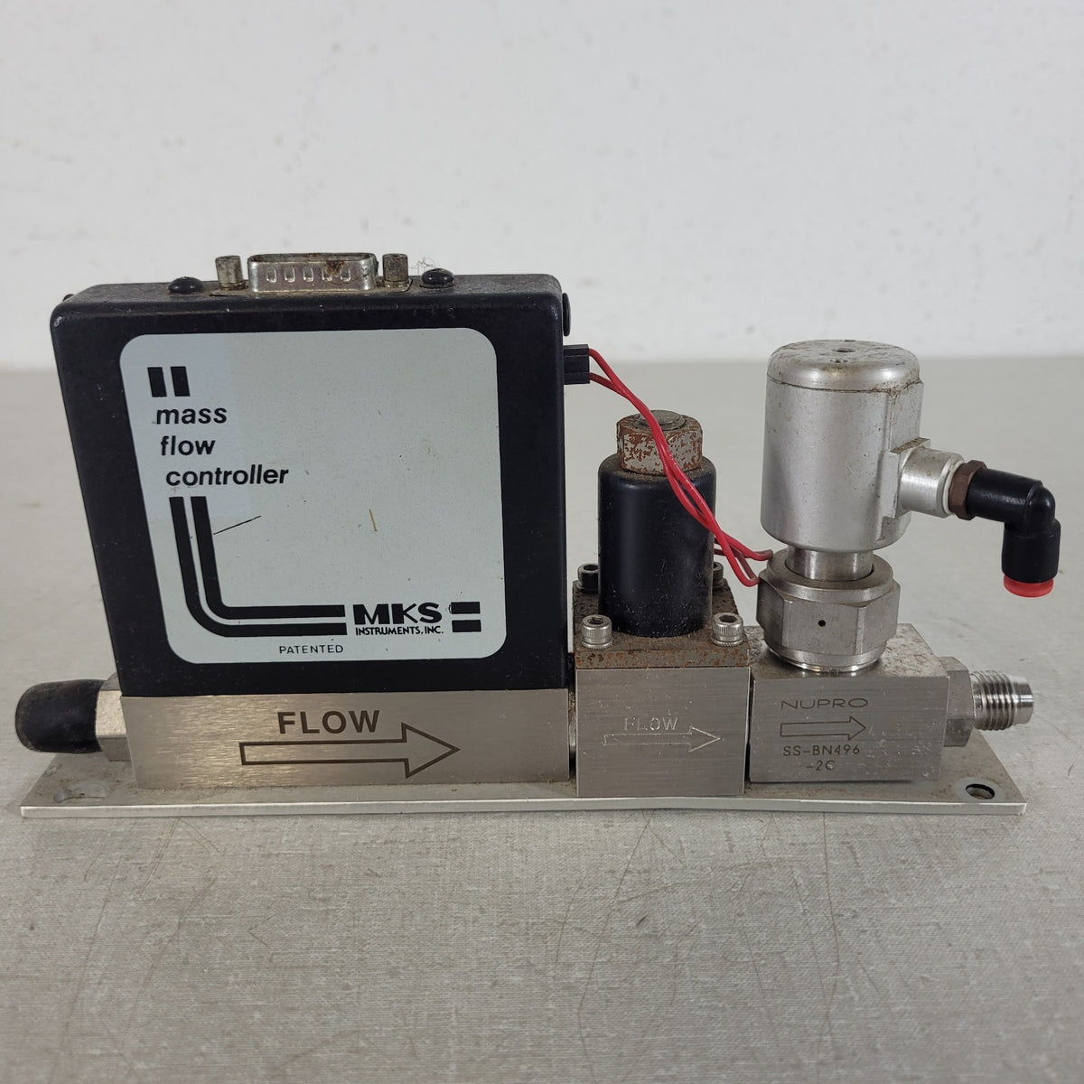 MKS 2259C-00200RV-S Helium 200 SCCM Mass Flow Controller MFC Nupro Valve