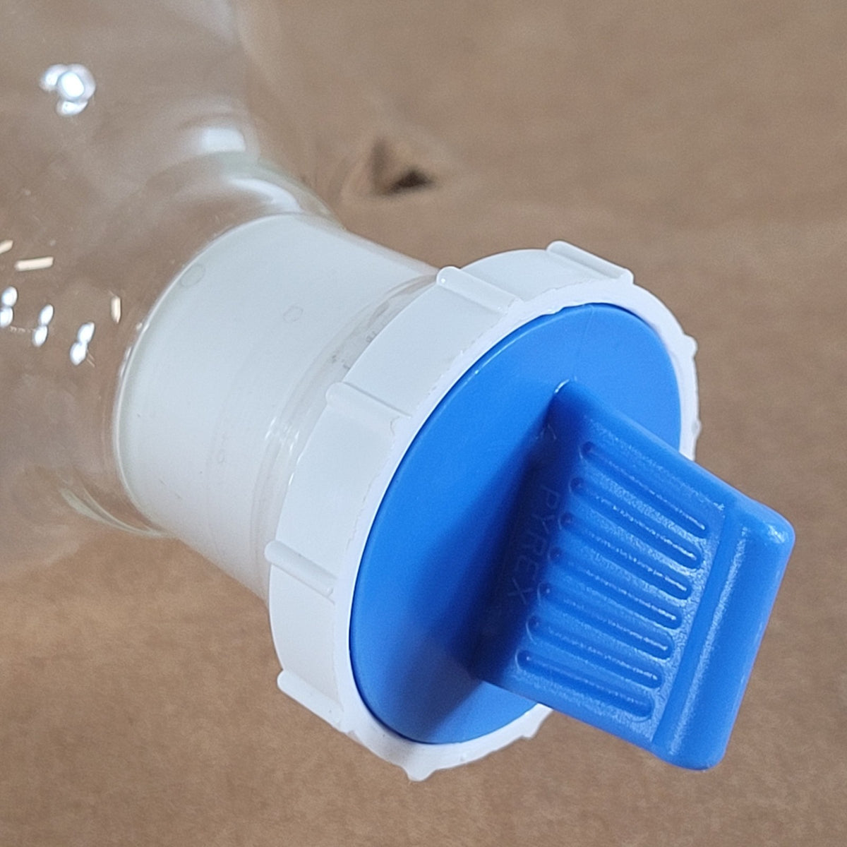 Corning Pyrex 6404 125mL Glass Separatory Funnel w/ PTFE Stopcock 22mm Stopper