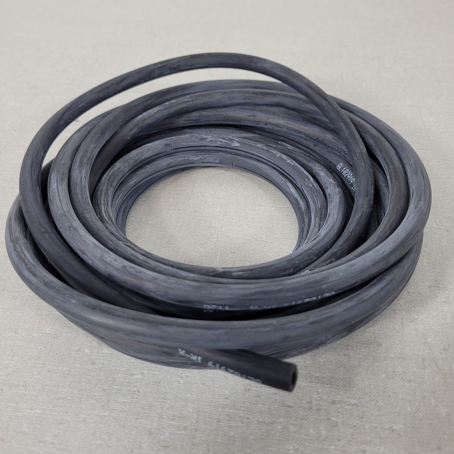 15 Foot Bobcat GL102919 IR-X 1130 Roll Black Rubber Hose Industrial Tubing