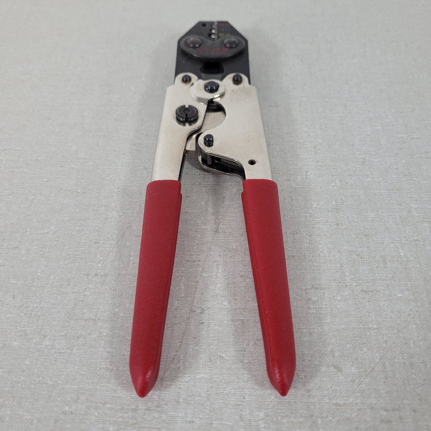 TE Connectivity Raychem AD-1377 Ratcheting Hand Crimper 12-26 AWG Terminal Tool