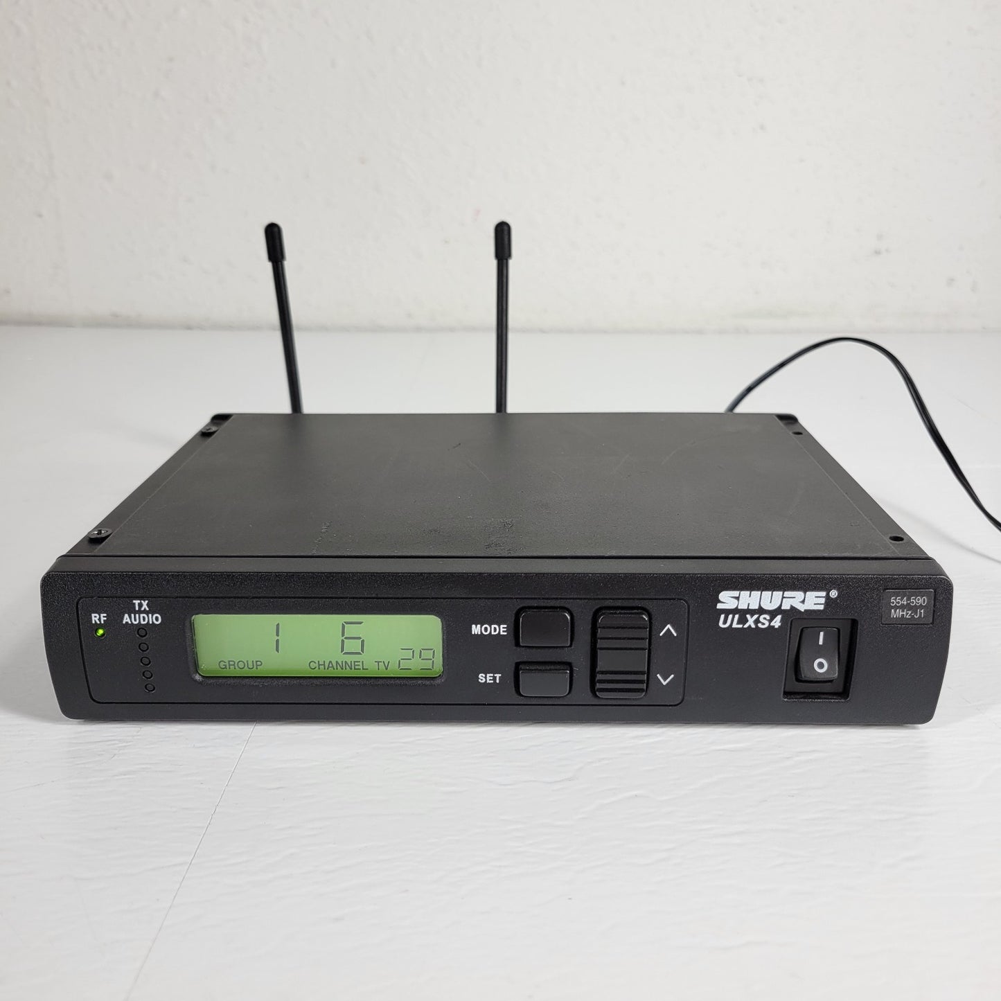 SHURE Wireless Controller ULXS4 J1 554-590MHz, Both Antennae, No Power Supply