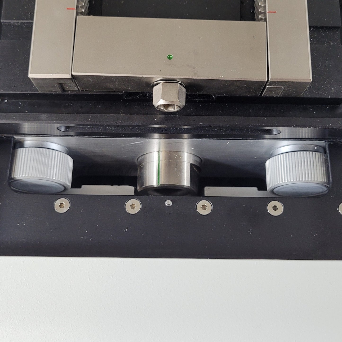 TESTED Leica SM2500 Microtome System 0-1000um Thickness 0.5-100mm/s Speed