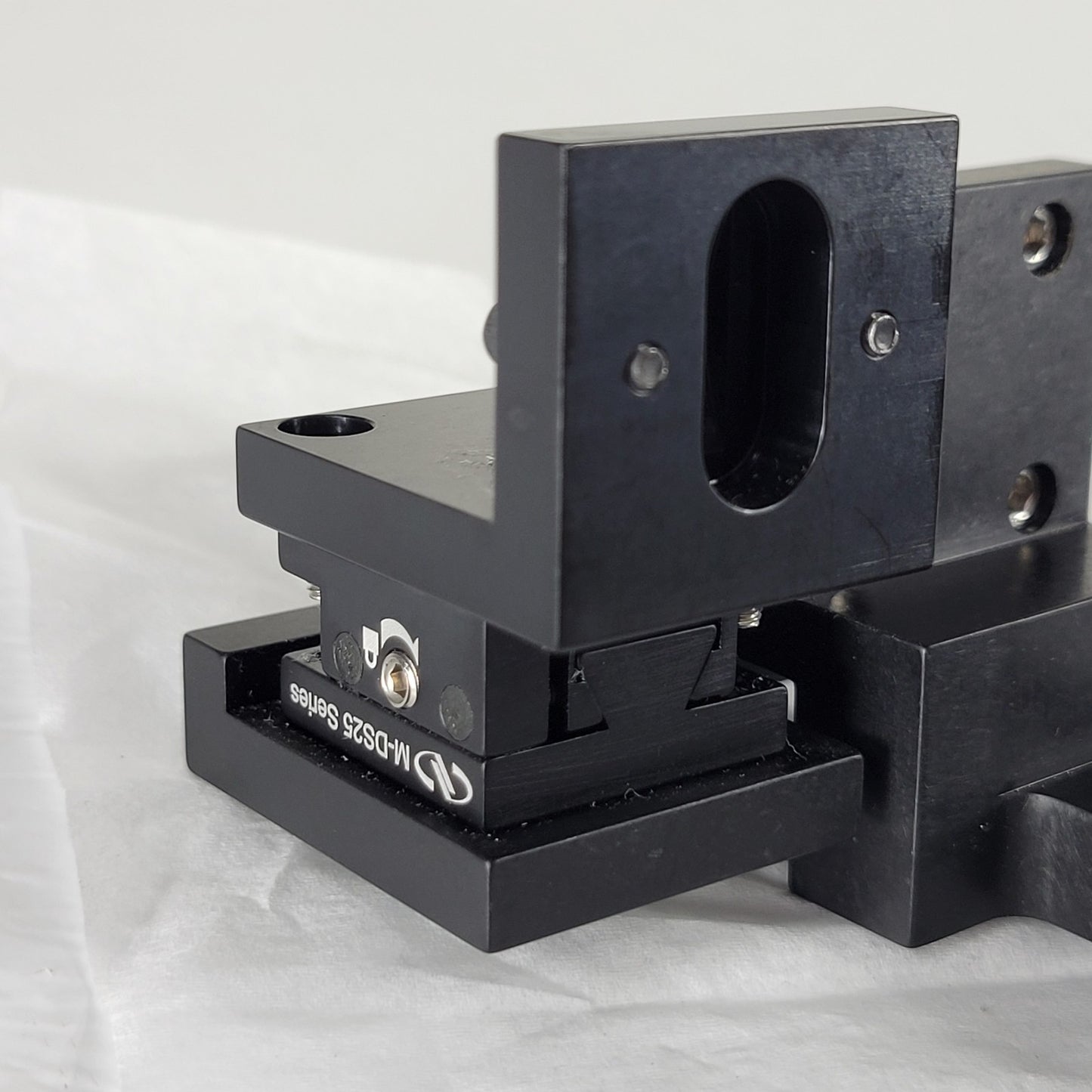 NEWPORT MDS25 Series X-Axis & Y-Axis Precise Translation, 7.5mm Travel