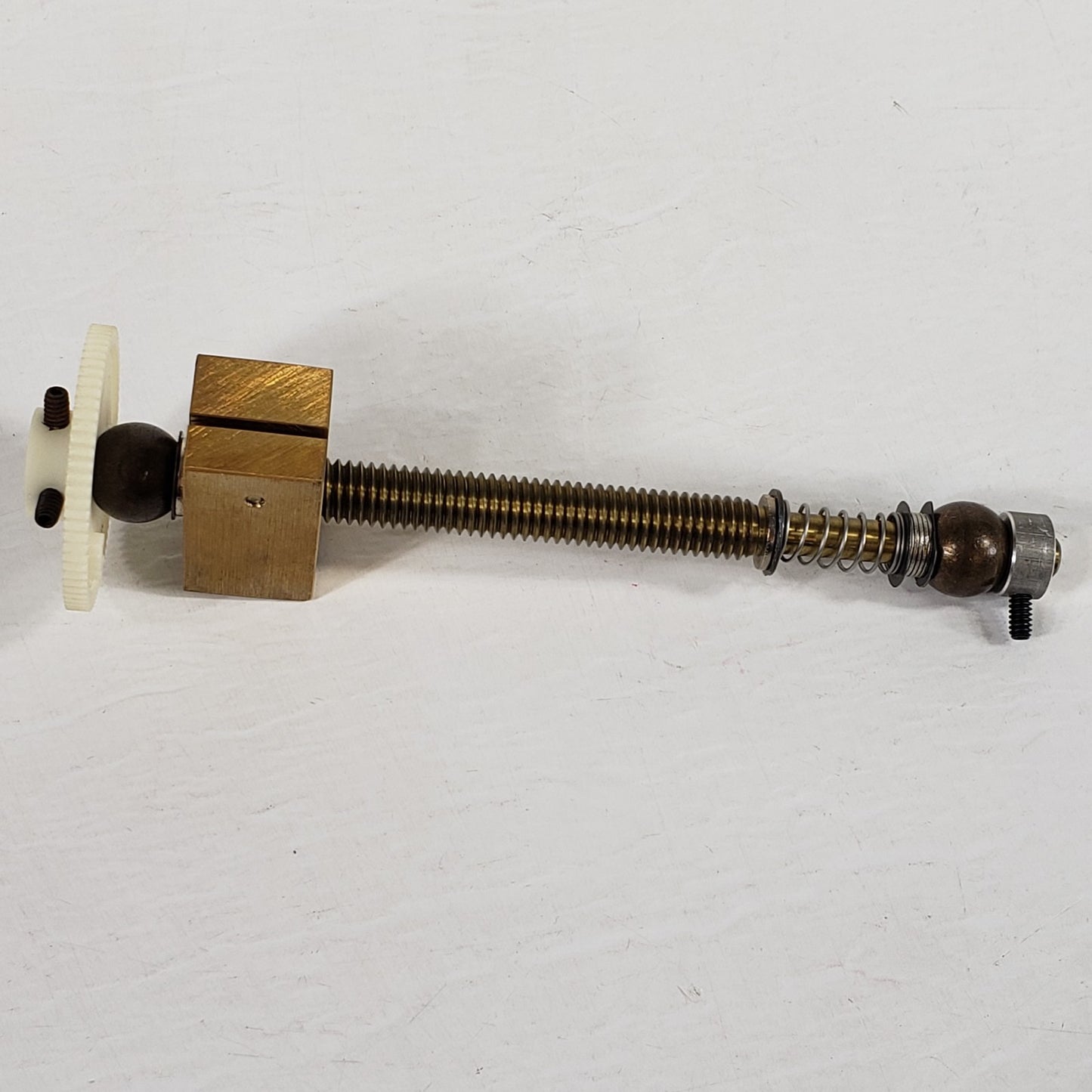 Perkin Elmer Lambda 3B UV/Vis Spring-Loaded Optical Mirror Mount Assembly