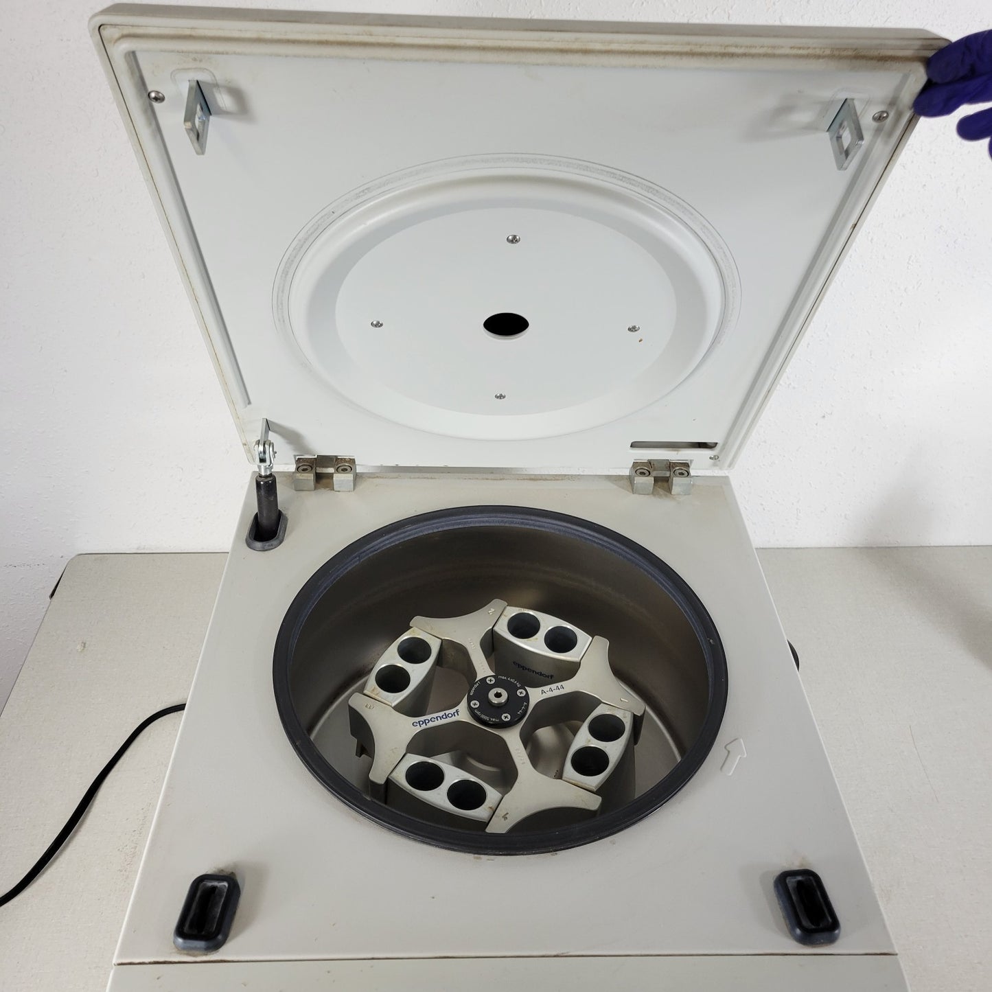 SPIN-TESTED Eppendorf 5804 Centrifuge A-4-44 Swing Bucket Rotor w/ Buckets