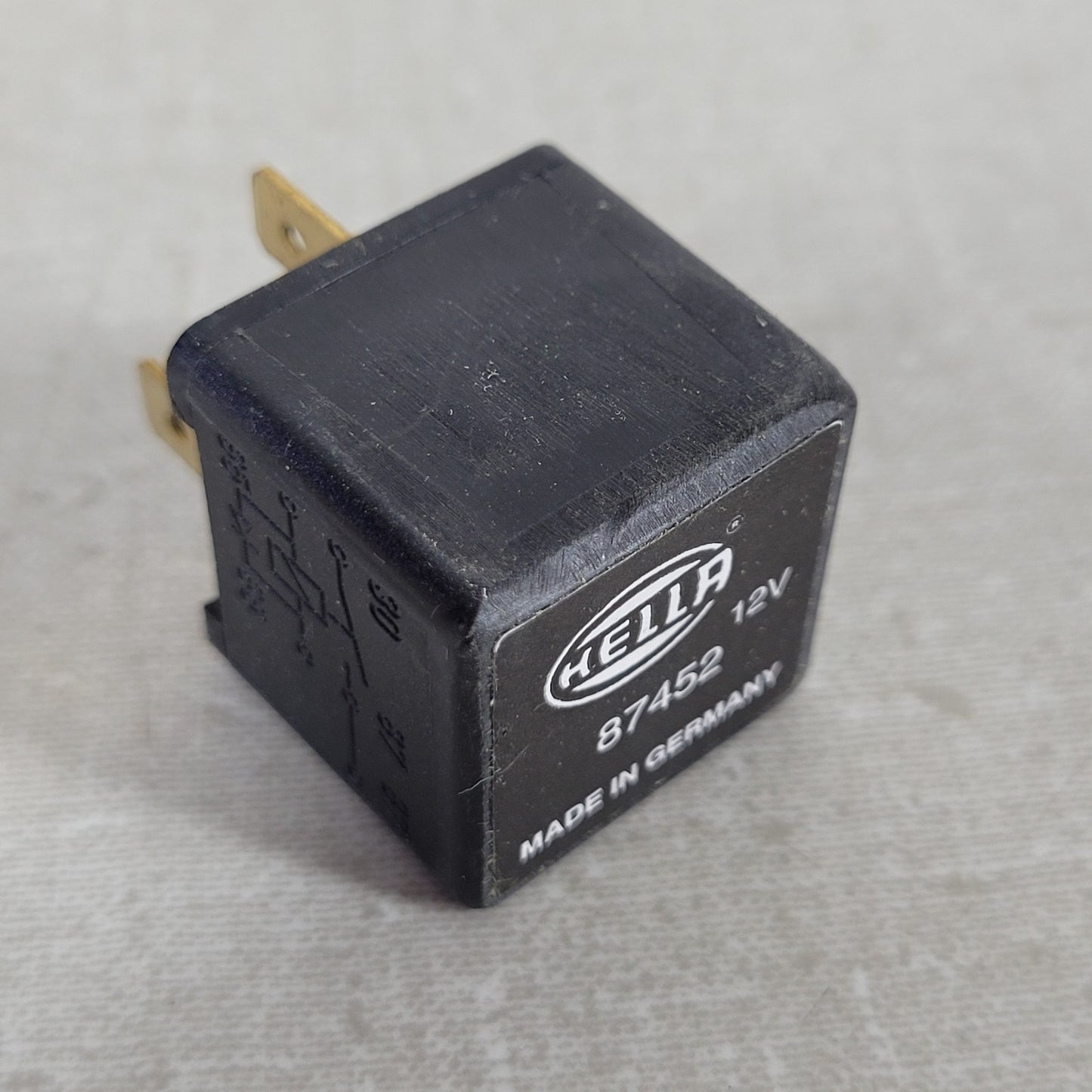 Lot of 4 Hella 87452 12V Automotive Plug-In Relays 20/40A w/ Diode