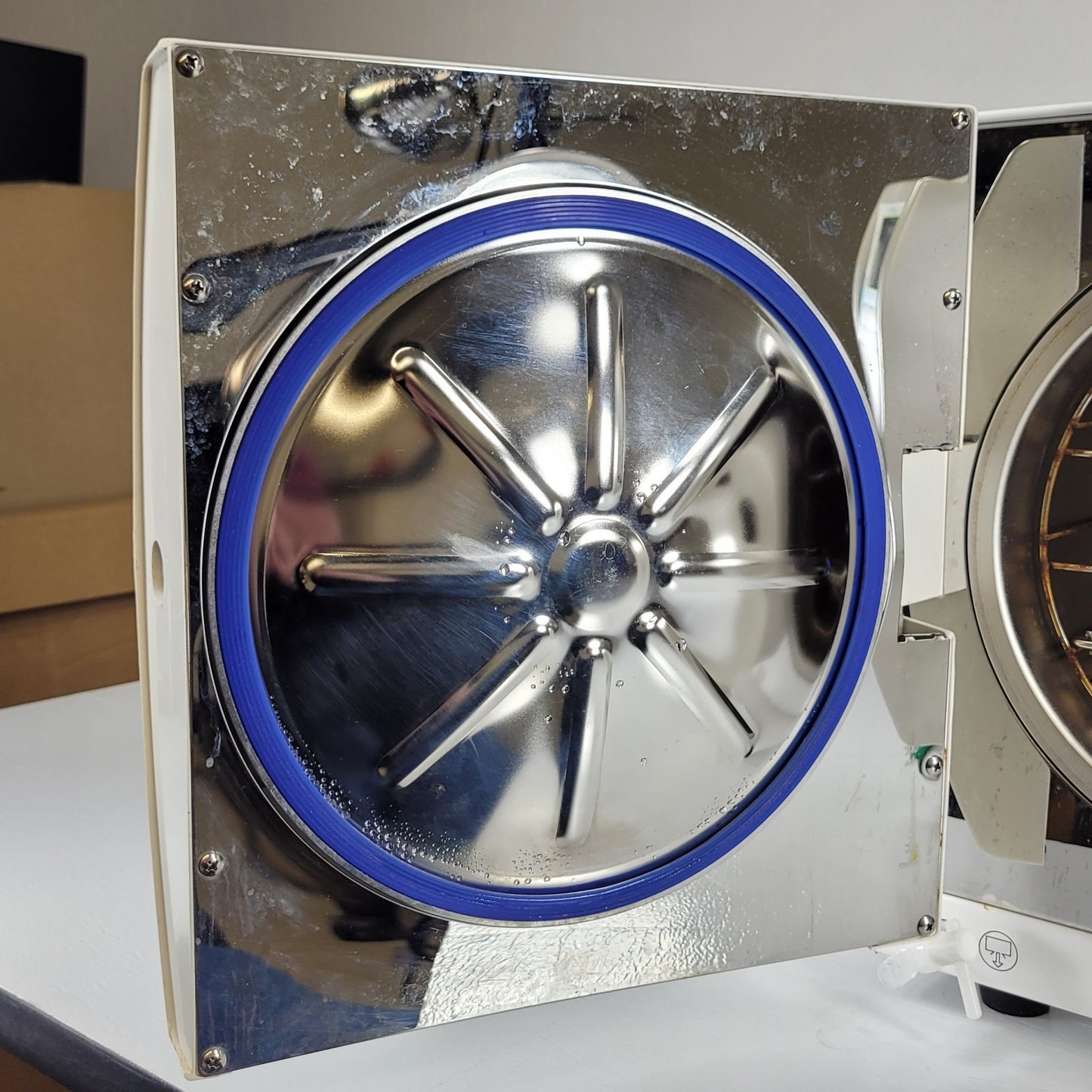 TESTED Benchmark BioClave STE-16M 16L Benchtop Steam Sterilizer Autoclave
