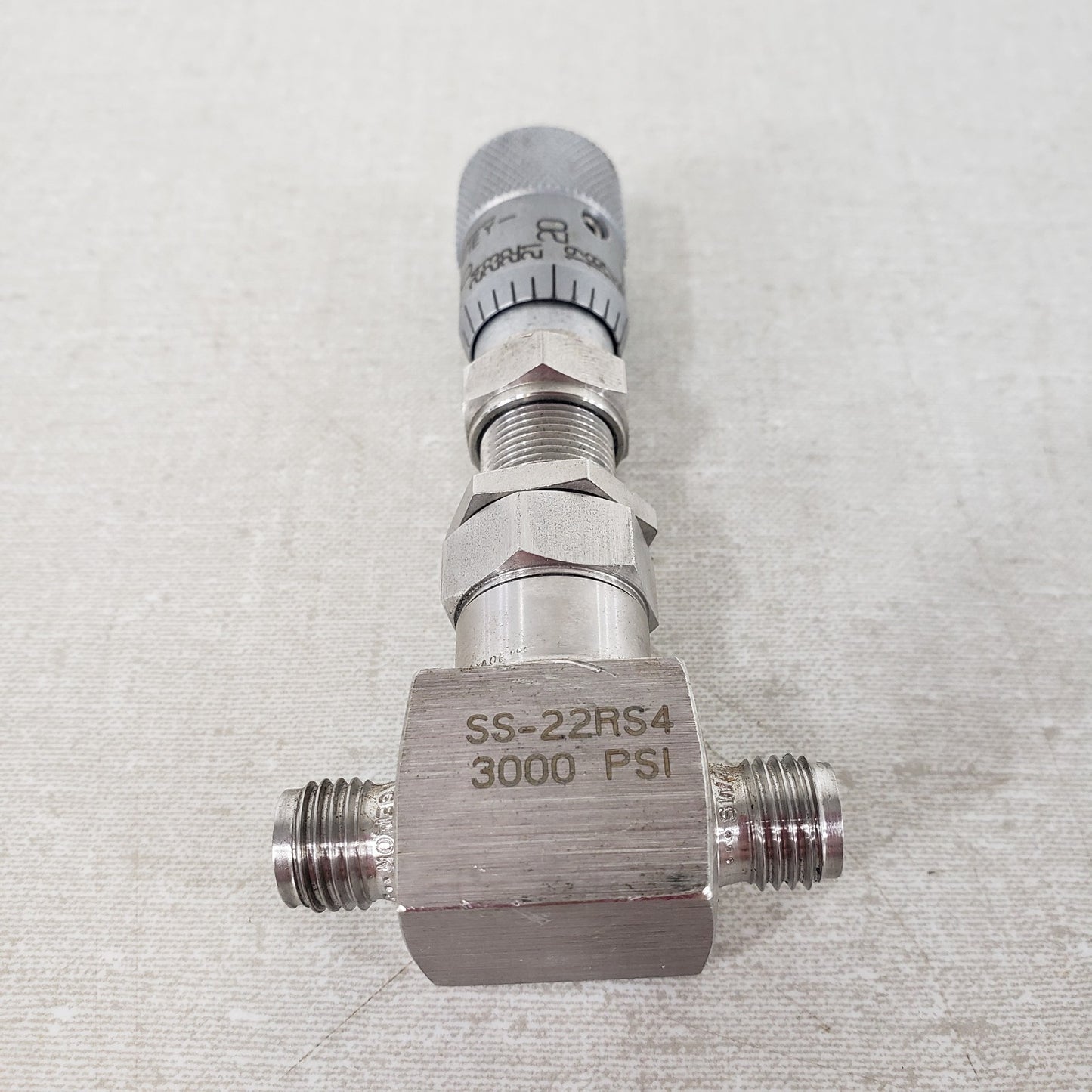 WHITEY SS-22RS4 1/4in High Precision Micro Metering Valve 3000 PSI Swagelok