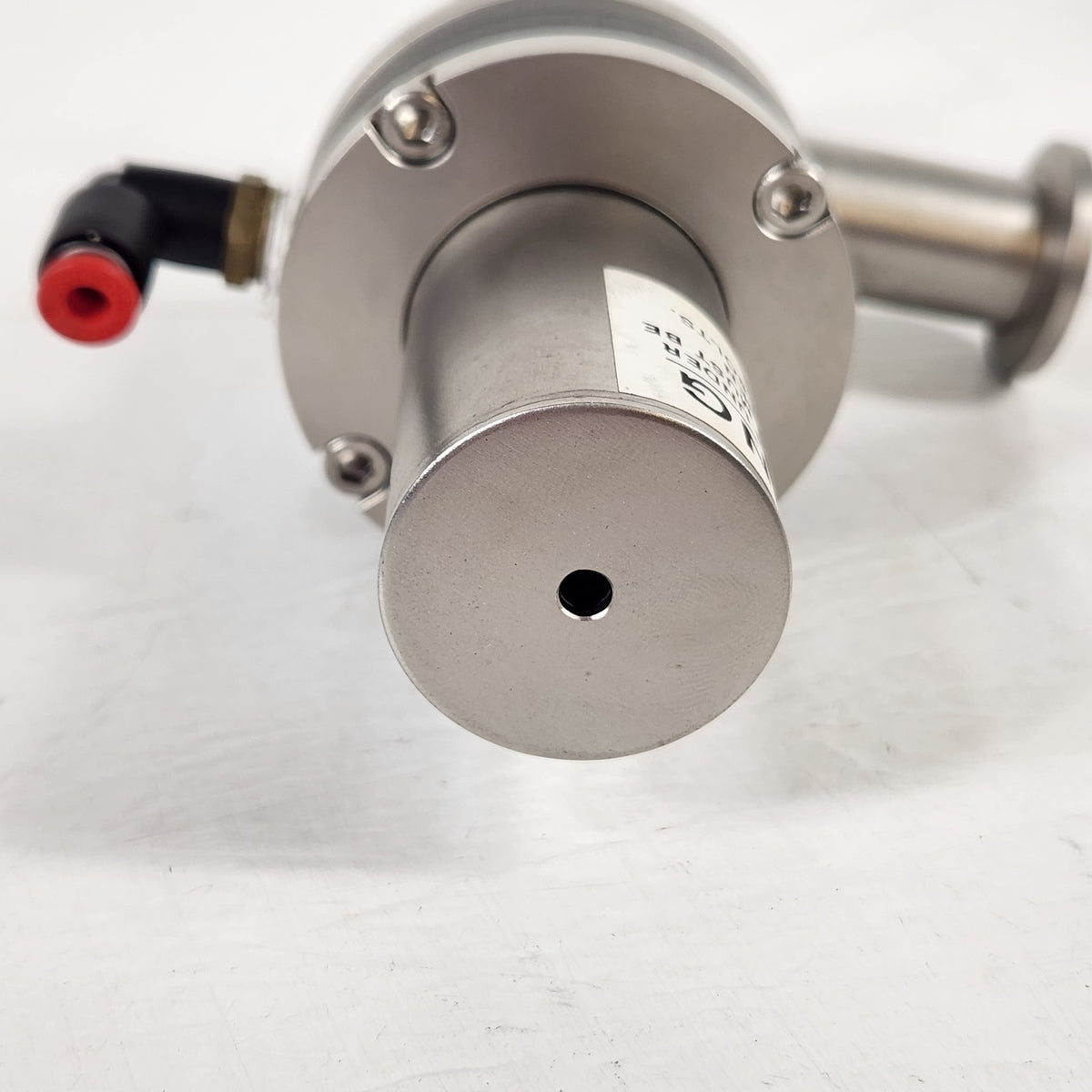 Nor-Cal ESVP-0752-NW 3/4" KF16 NW16 Pneumatic Vacuum Isolation Angle Valve