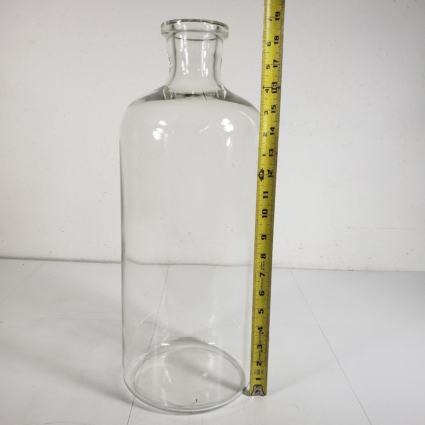PYREX 8000cc 8L Large Laboratory Glass Bottle Jar Vessel 19in Made in USA