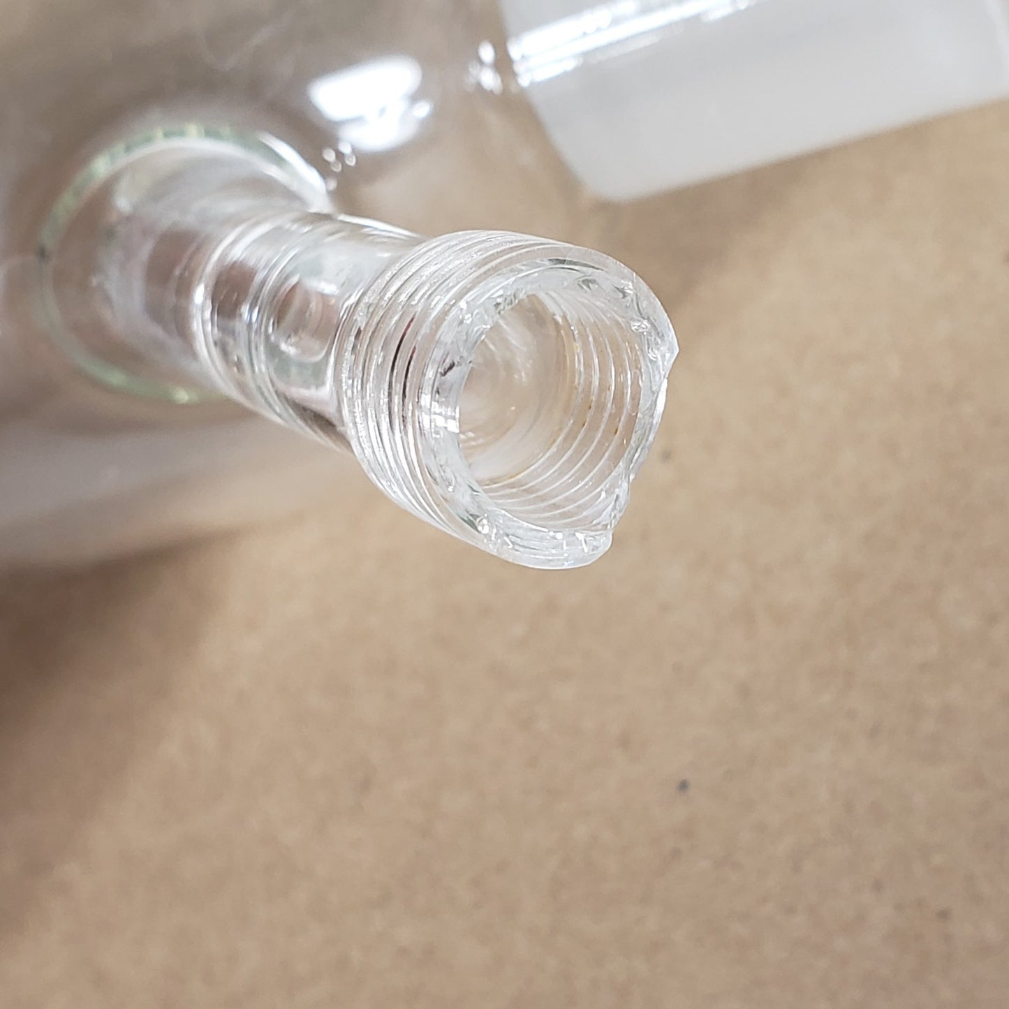 Chipped Chemglass AF-0548-02 200mL Addition Funnel 24/40 Joint Size Med Frit