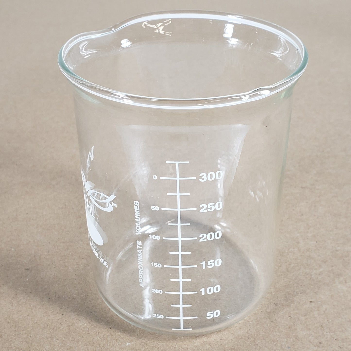 LOT of 5 VWR Glass Beakers Cat No. 89000-206 89000-204 400mL x2 250mL x3