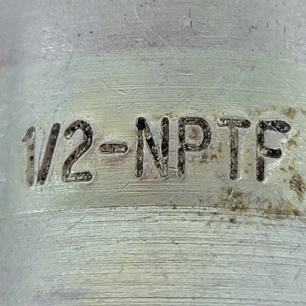 Parker Pioneer 8010-4P 1/2" NPTF Male Hydraulic Quick Coupler Plug 3000 PSI
