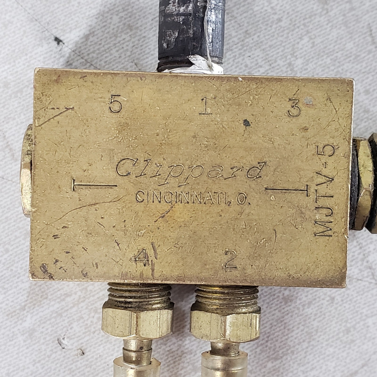 CLIPPARD MJTV5 Hydraulic & Compressed Air Minimatic Pneumatic Cylinder, Untested