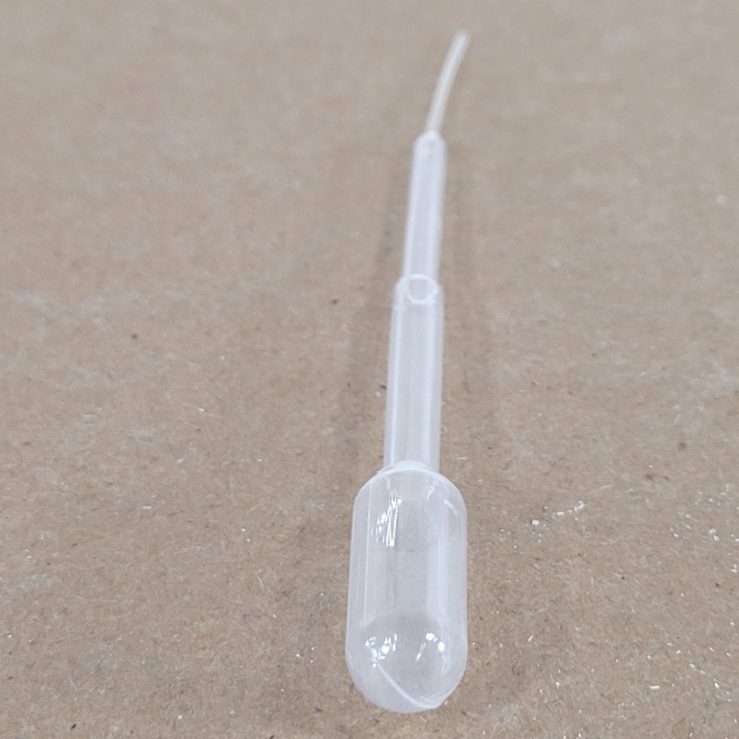 VWR 16001-192 Disposable Polyethylene 1.5mL Transfer Pipettes Box of 400