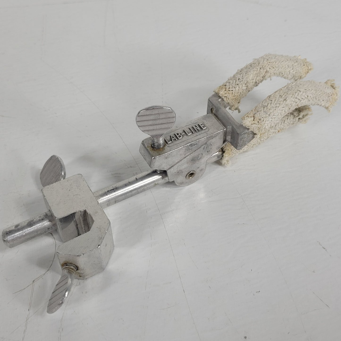 Lot of 4 Lab-Line 7010 Tri-Grip 45 3-Prong Utility Burette Clamps Holders