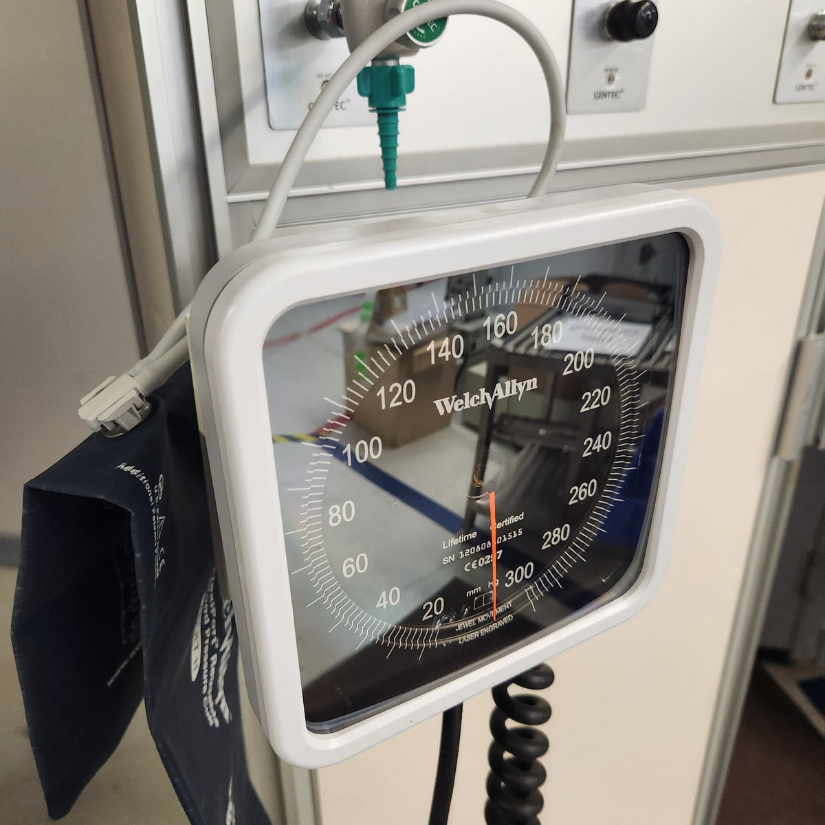 HSI Cogent Training Headwall Medical Simulation Station Air Vacuum Outlets