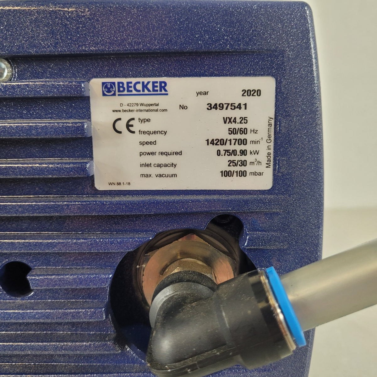 Becker VX4.25 Oil-Free Dry Rotary Vane Vacuum Pump 30m3/h 3-Phase 100mbar