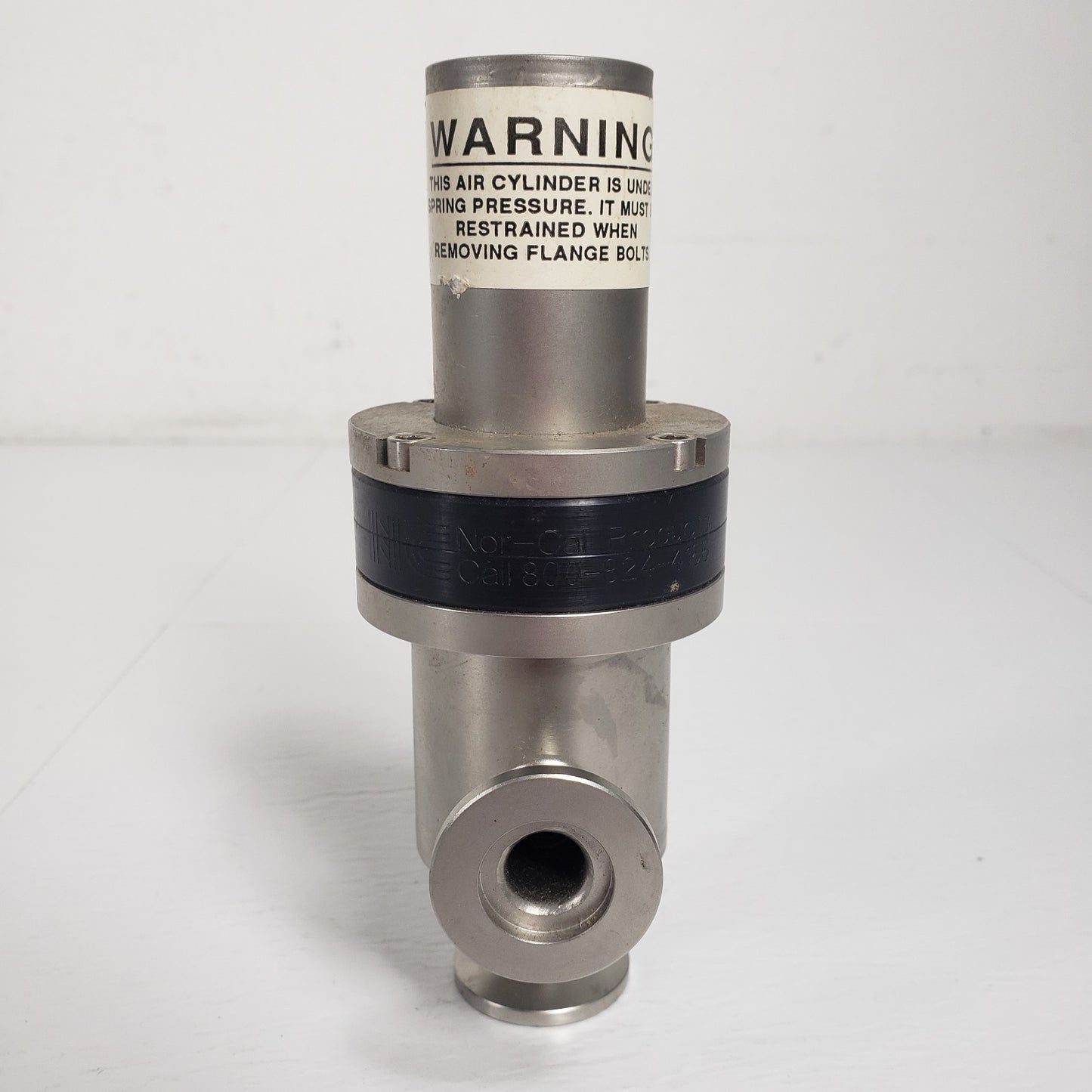 Nor-Cal Products ESVP-0502-NW16B 2-Way Pneumatic Angle Valve KF16 NW16 QF16