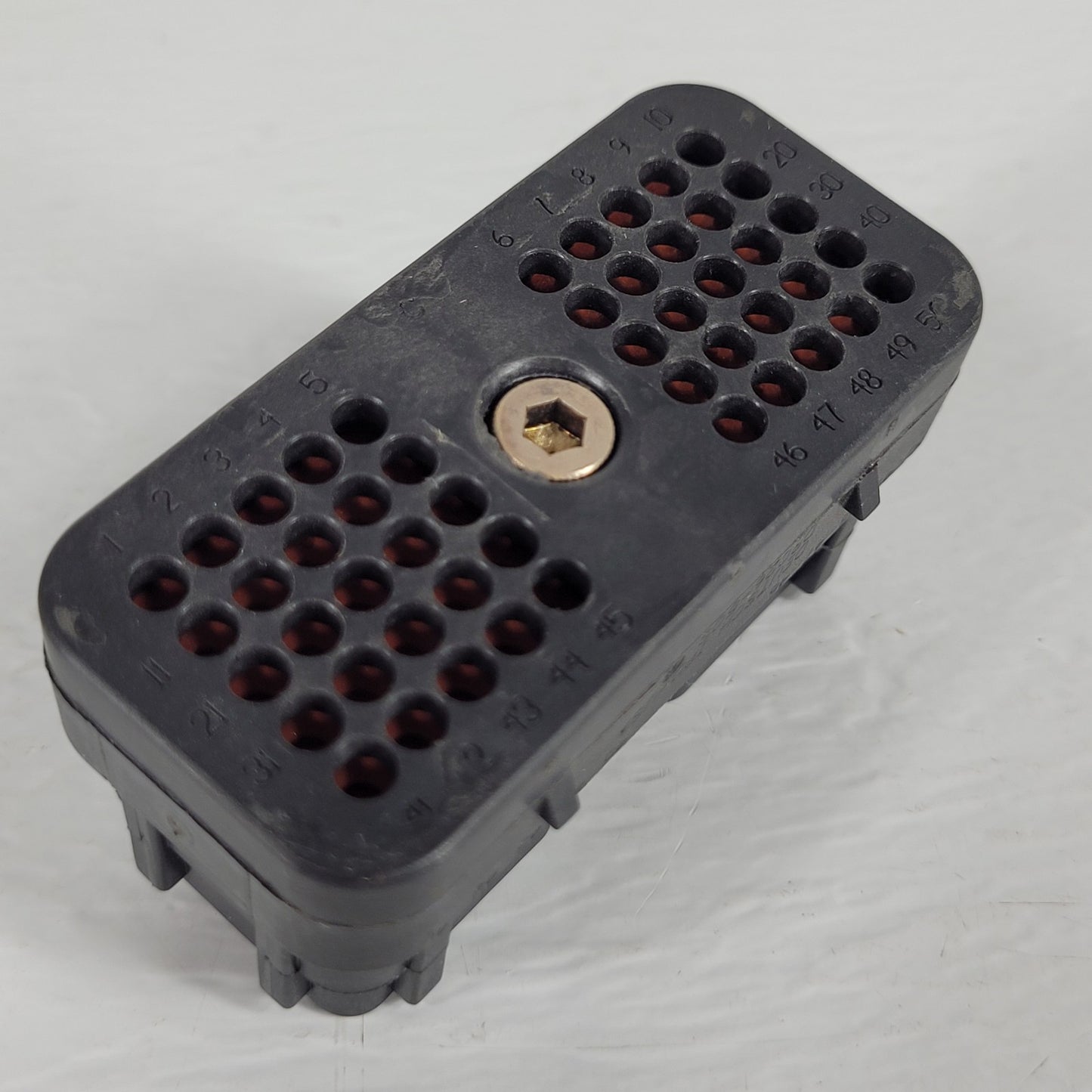 Deutsch DRC26-50S 50-Way Socket Plug Housing DRC Series Connector