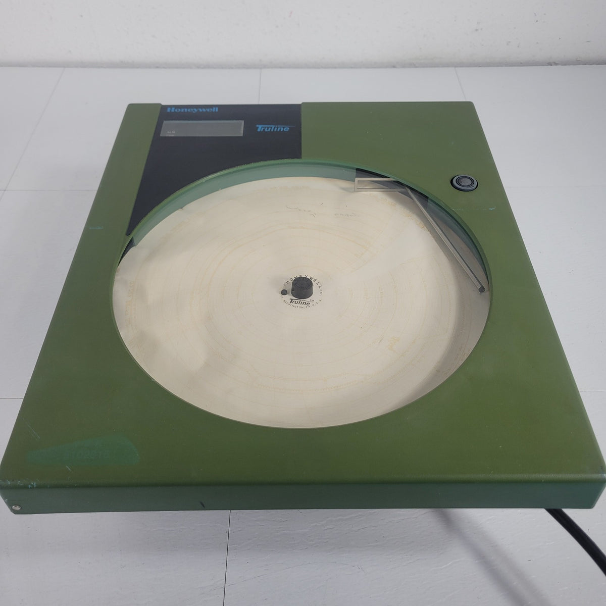 Honeywell DR4500A Truline 12in Digital Circular Chart Temperature Recorder