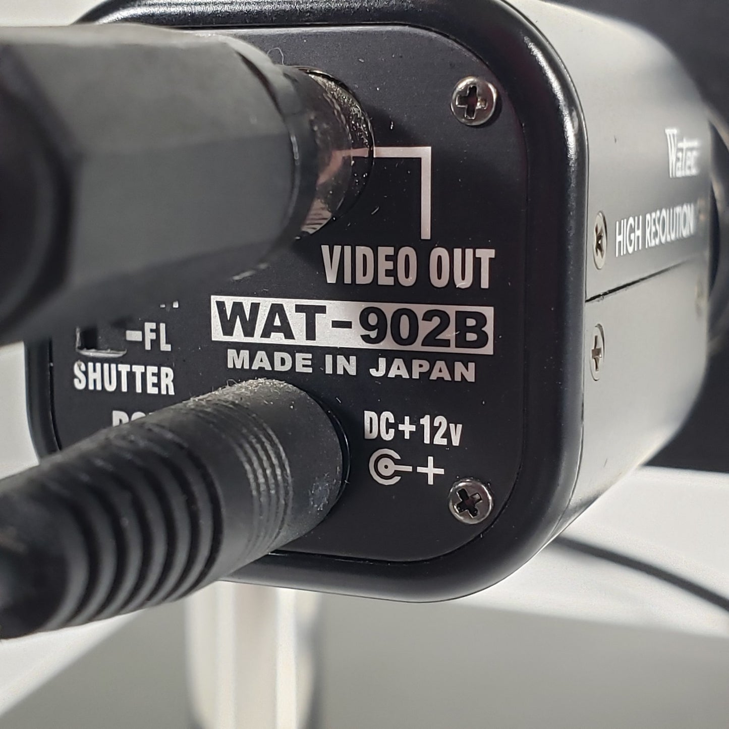 Watec WAT-902B CCD Camera w/ 0.7-4.5X VZM Zoom Lens Optical Microscope