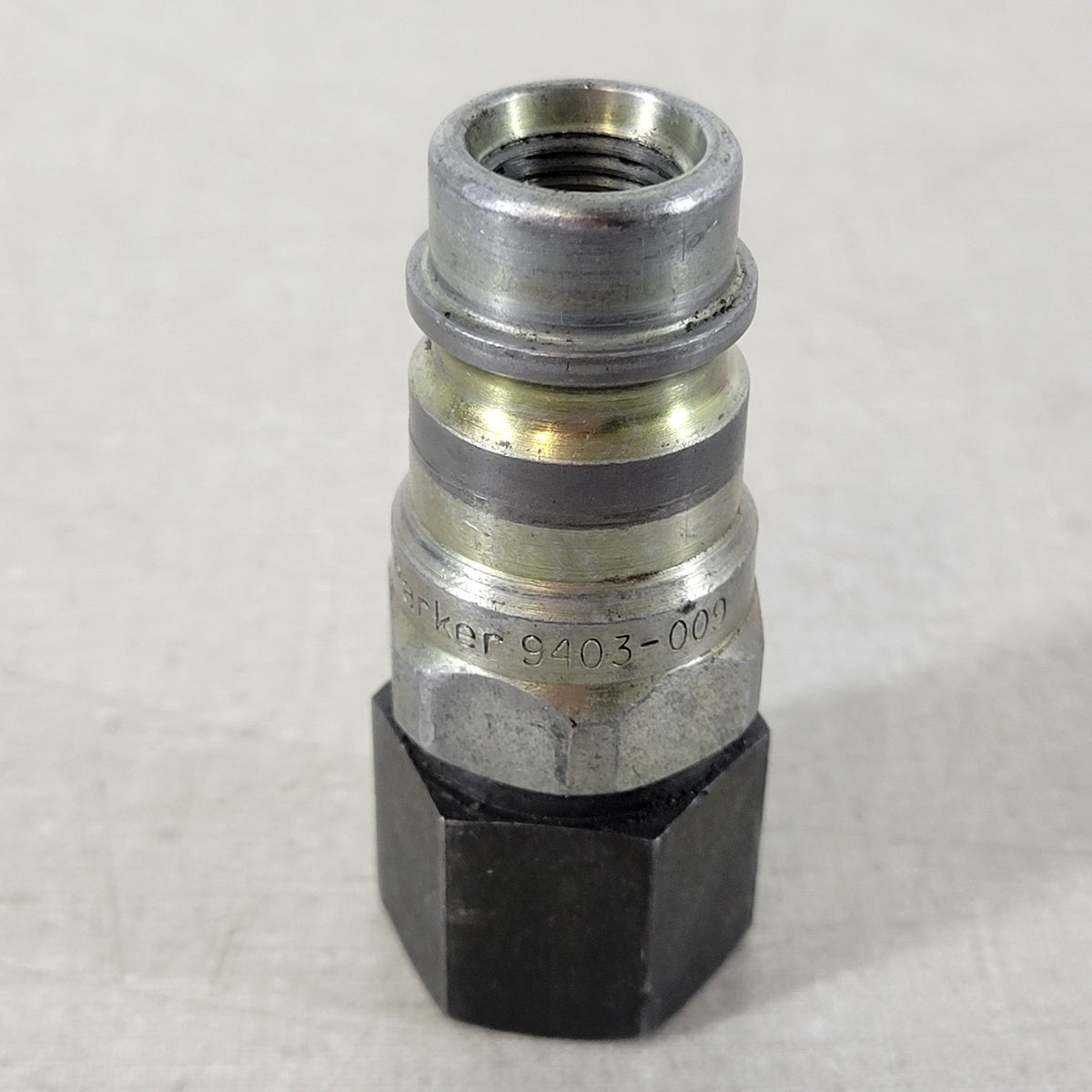 Parker 9403-009 3/8" Female Hydraulic Quick Connect Coupler Fitting