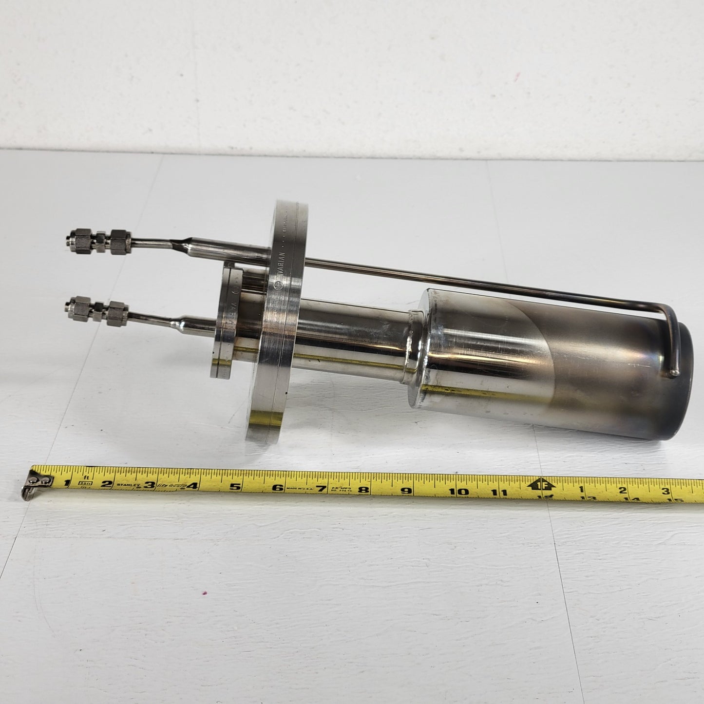 Varian DN100CF 6" MBE Effusion Cell LN2 Dewar Cryoshroud DN35CF DN16CF UHV Cool