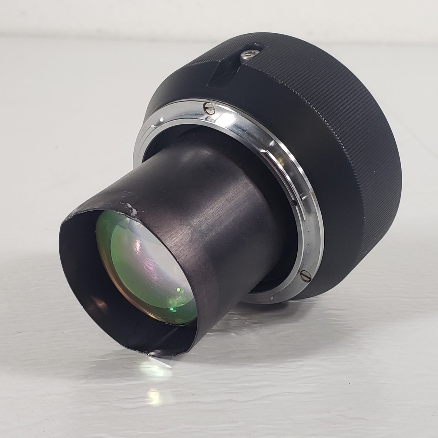 Collimating Lens for Focusing Fiber Laser Light in Optical Experimentation w Cap