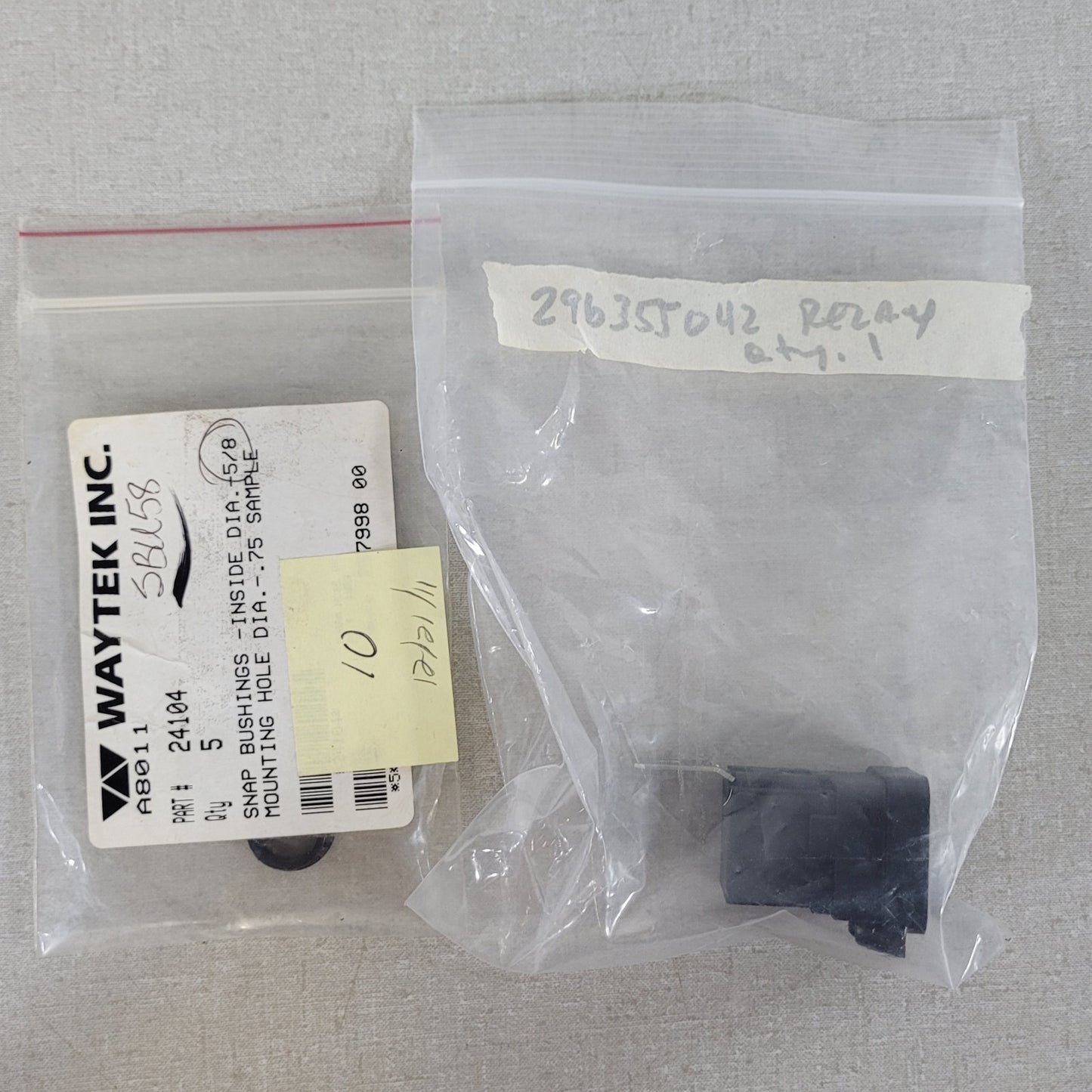 Large Mixed Lot Molex Electronic Connector Housings Plugs Terminals & Sockets