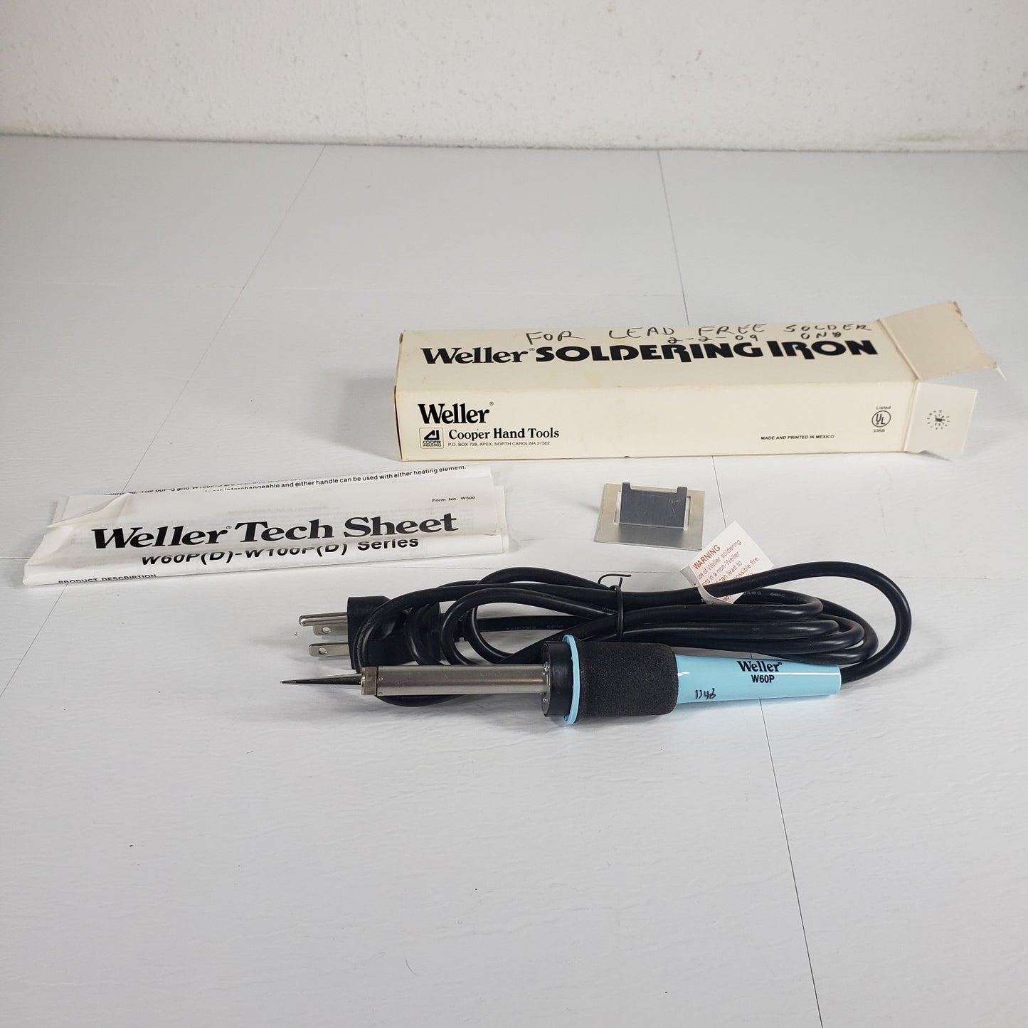WELLER W60P 60 Watts & 120V Corded Soldering Iron GREAT SHAPE