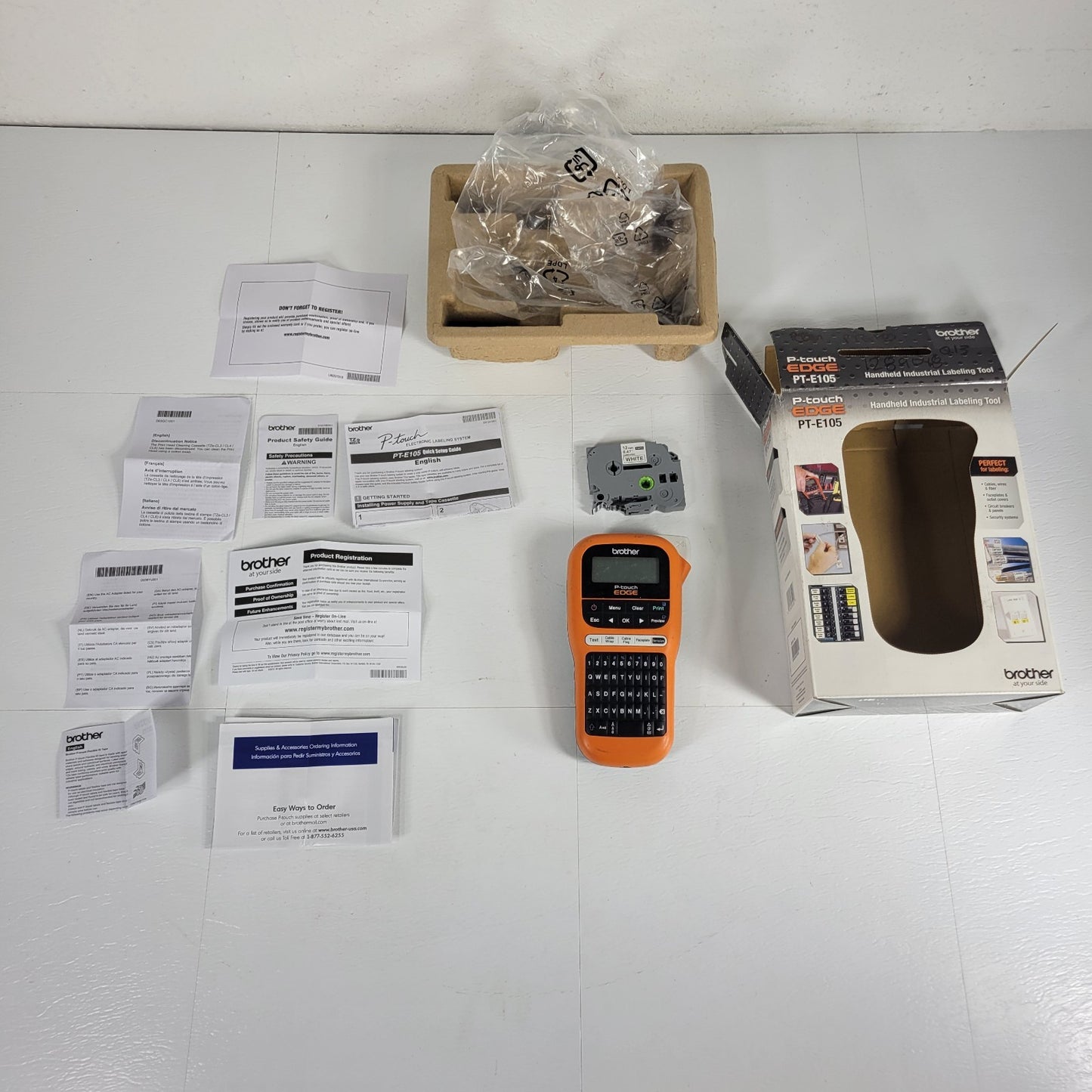 TESTED BROTHER PTE105 Handheld Industrial Labeling Tool w/12mm Tape & Manuals