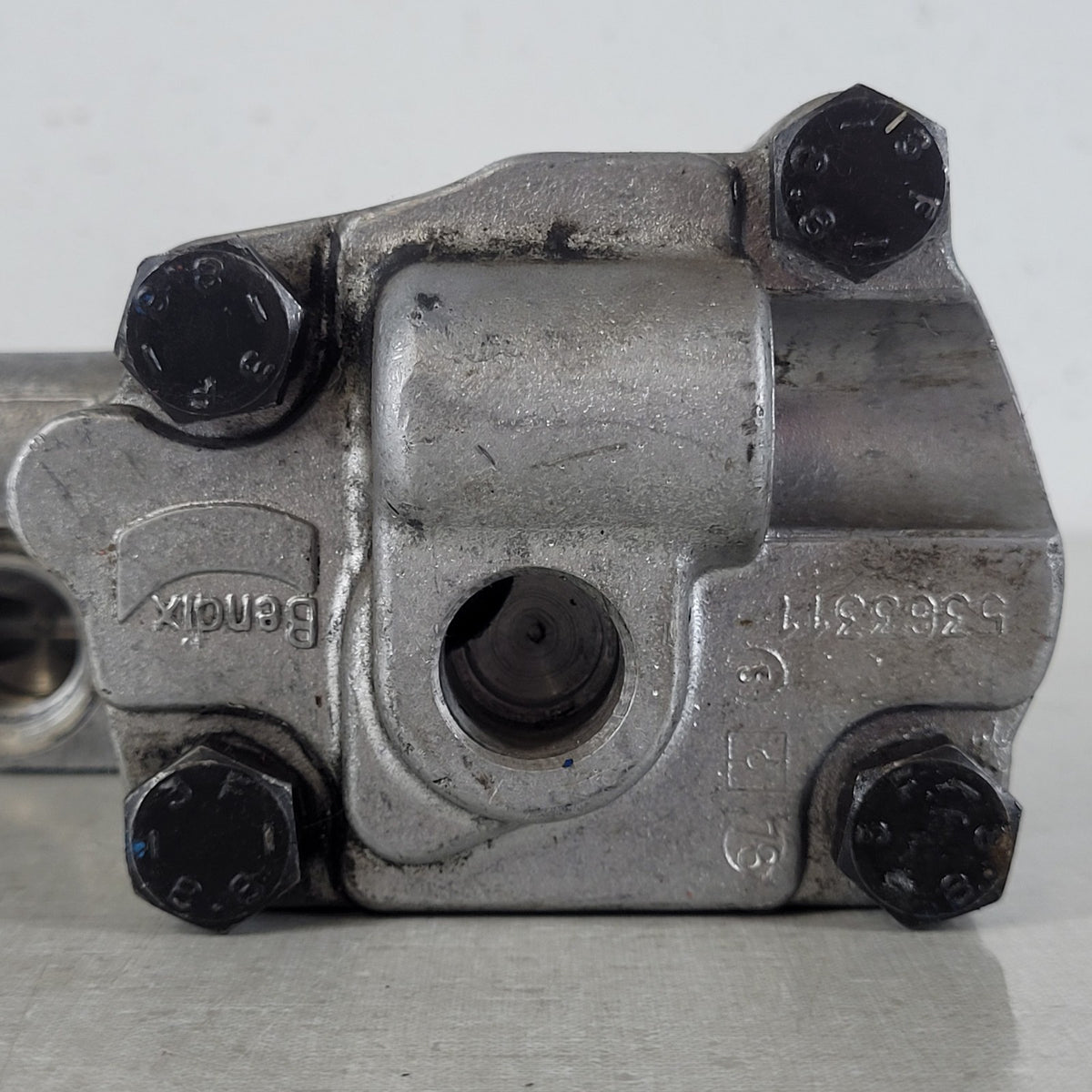 Bendix 046184 35242 514 Industrial Hydraulic Pump Assembly UNTESTED