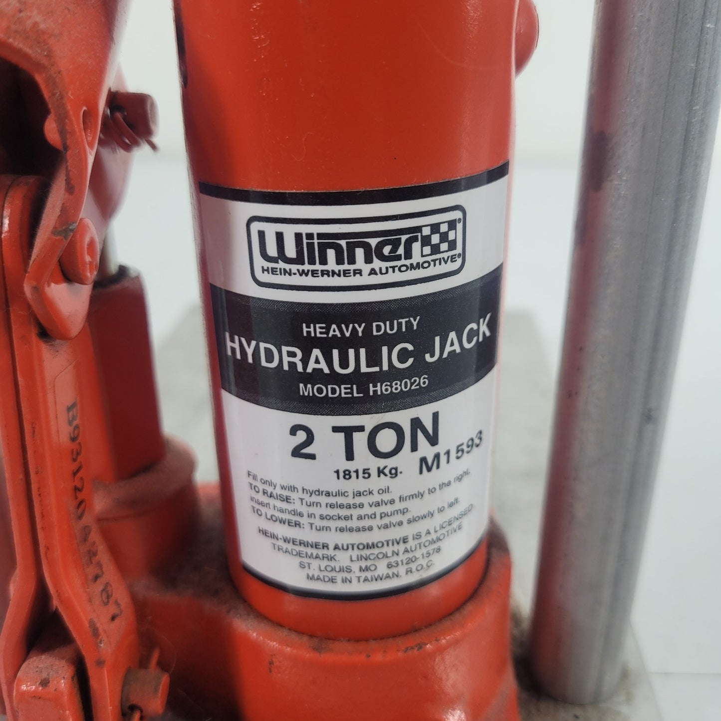 Hein-Werner Winner H68026 2-Ton Hydraulic Bottle Jack Press Test Stand