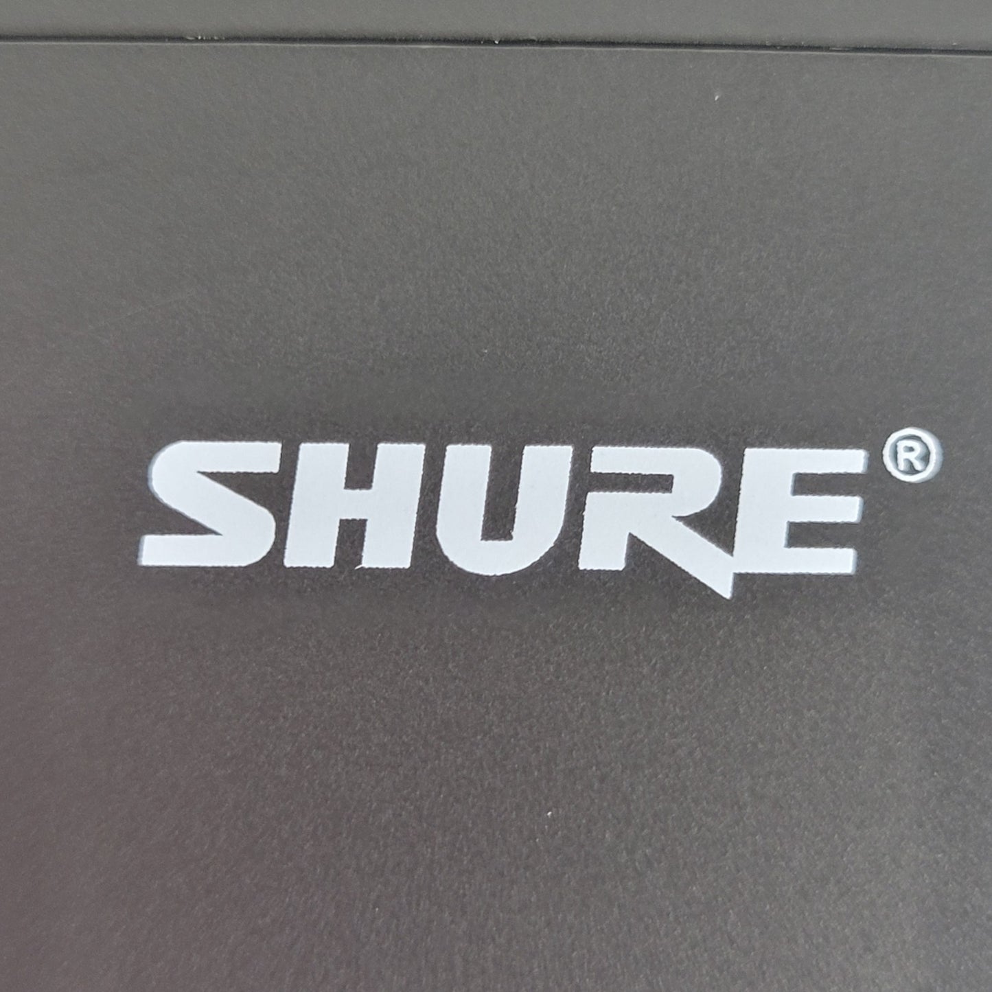 SHURE SLX1 G4 470-494MHz Wireless Bodypack Microphone Transmitter