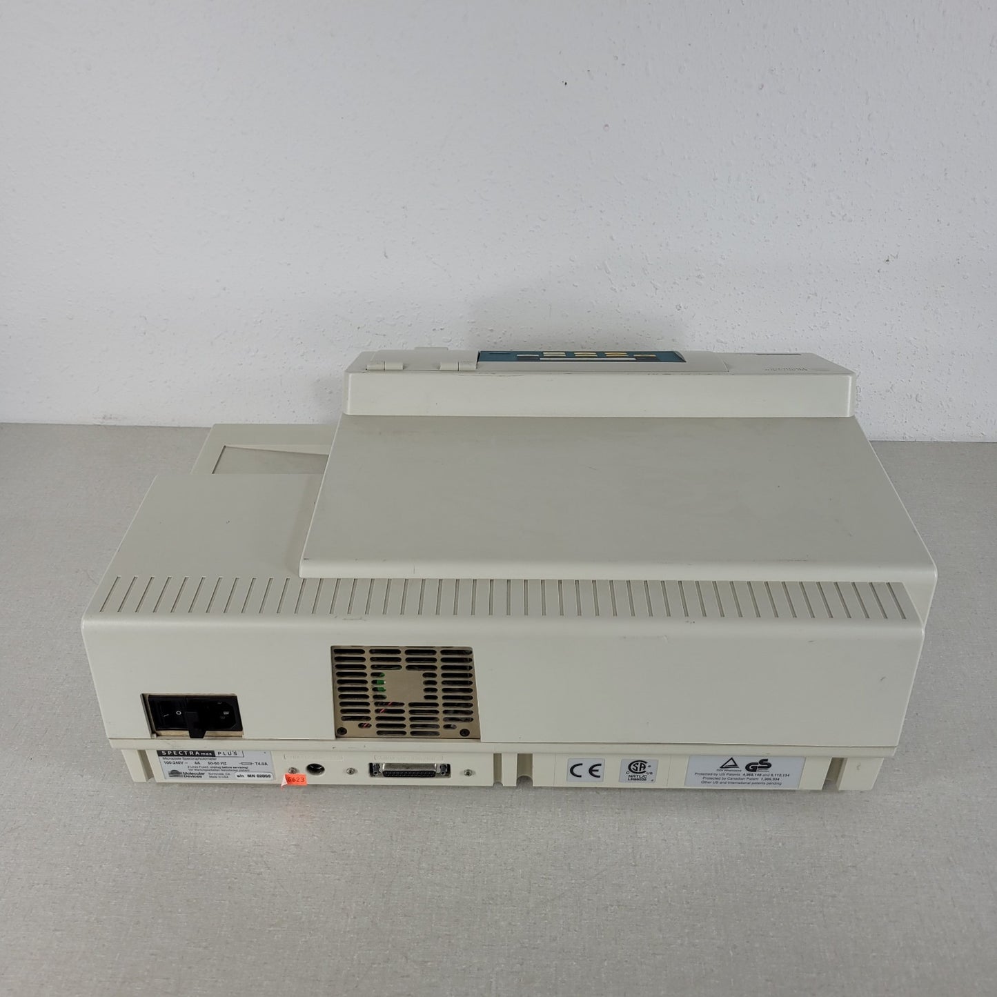 Molecular Devices SpectraMax Plus 384 Microplate Reader w/ PC SoftMax Pro TESTED