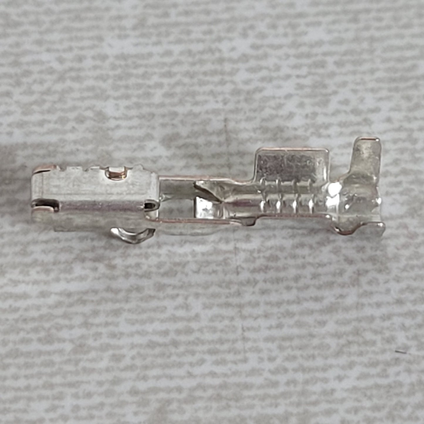 Lot of 50 Cinch 425-00-00-873 SHS Socket Crimp Contacts, 14-18 AWG, Tin
