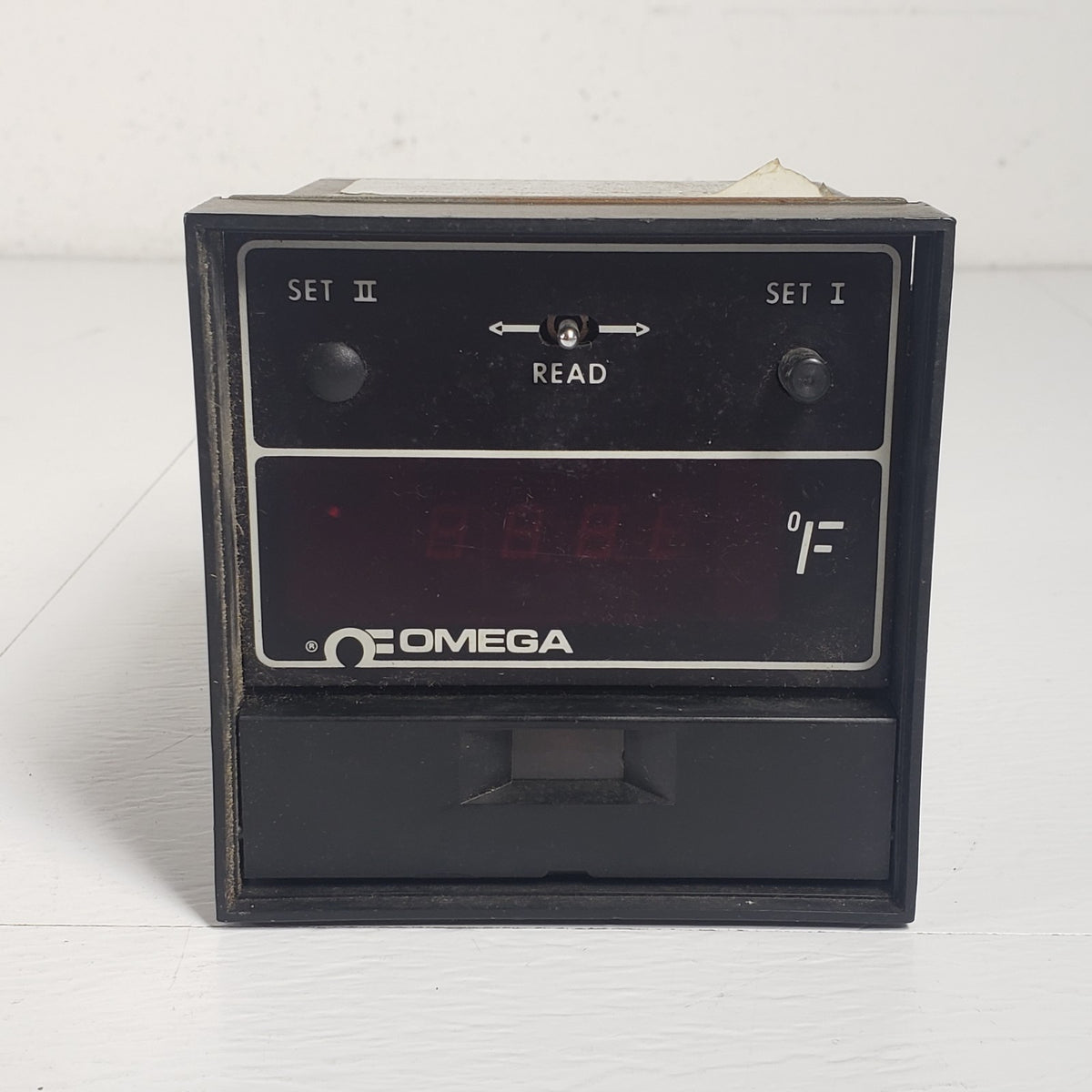 TESTED Omega 4001-KF Digital Temperature Controller Type K 0-2000F 120/240VAC
