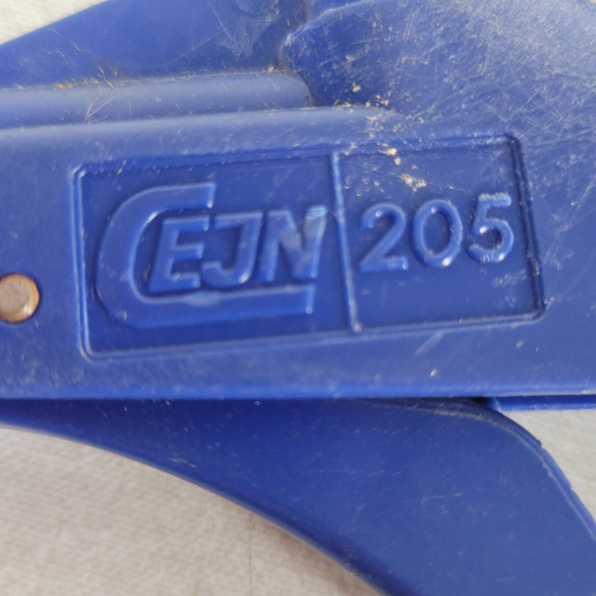 CEJN 11-205-3150 Series 205 Air & Fluid Blow Gun 4" Bent Star Tip 1/4" NPT