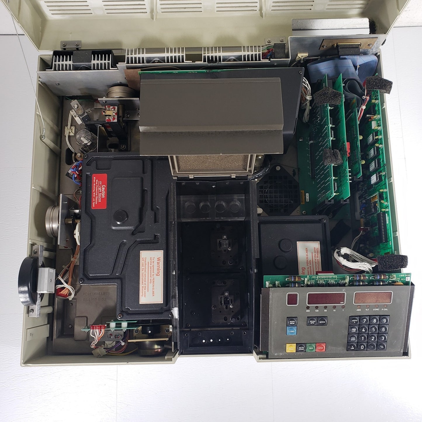 Tested Perkin-Elmer Lambda 3B UV/Vis Spectrophotometer C618-0437 190-900nm