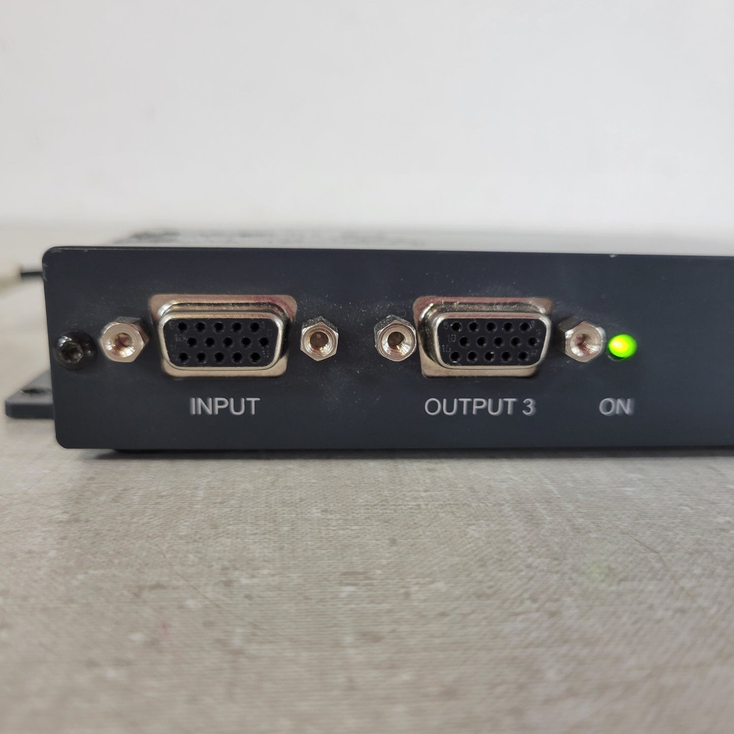 TESTED Kramer VP-350 1:3 UXGA VGA Distribution Amplifier 15-Pin