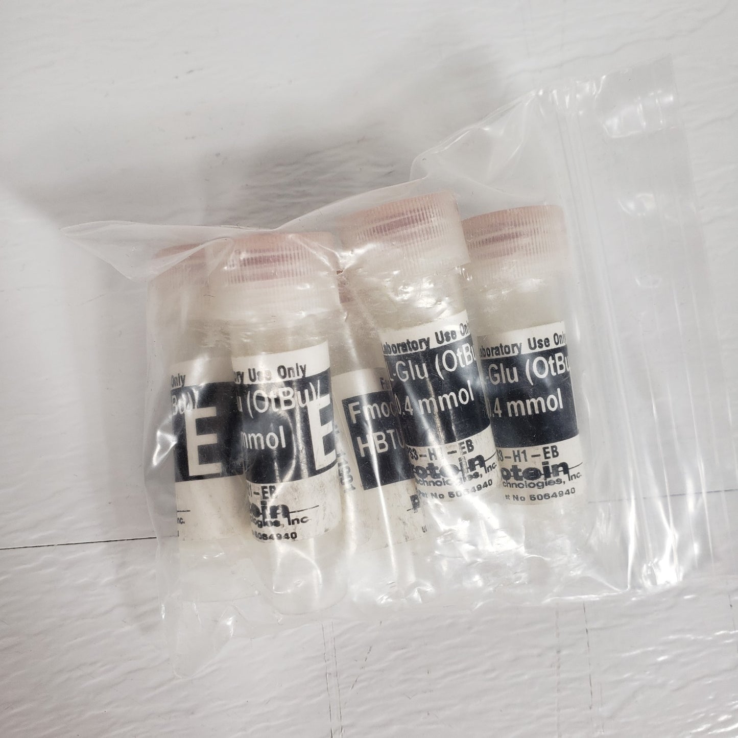 PROTEIN TECH. Assorted Alphabetized Polypropylene Vials For PS3 Peptide System