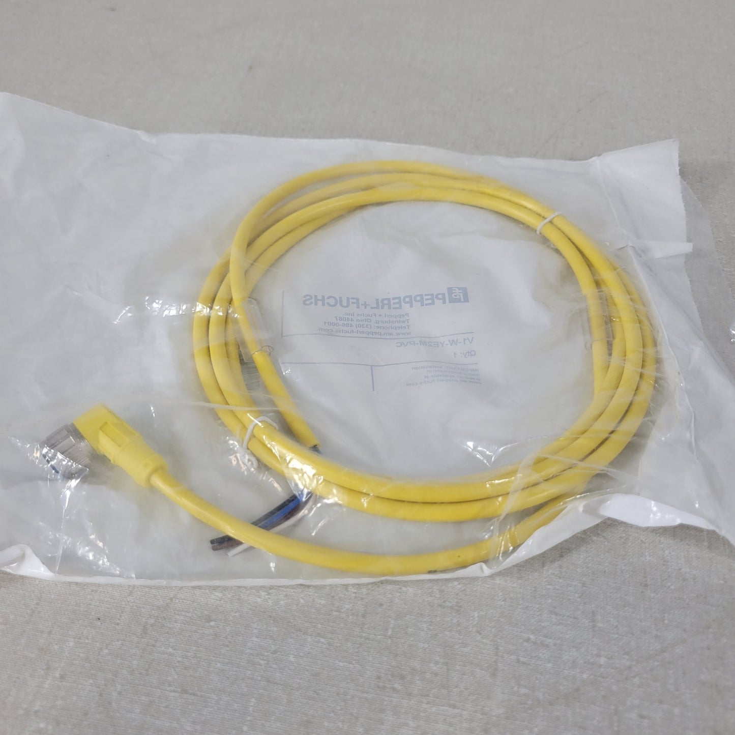 Pepperl Fuchs V1-W-YE2M-PVC 4-Pin Right Angle M12 Female Cordset 2M