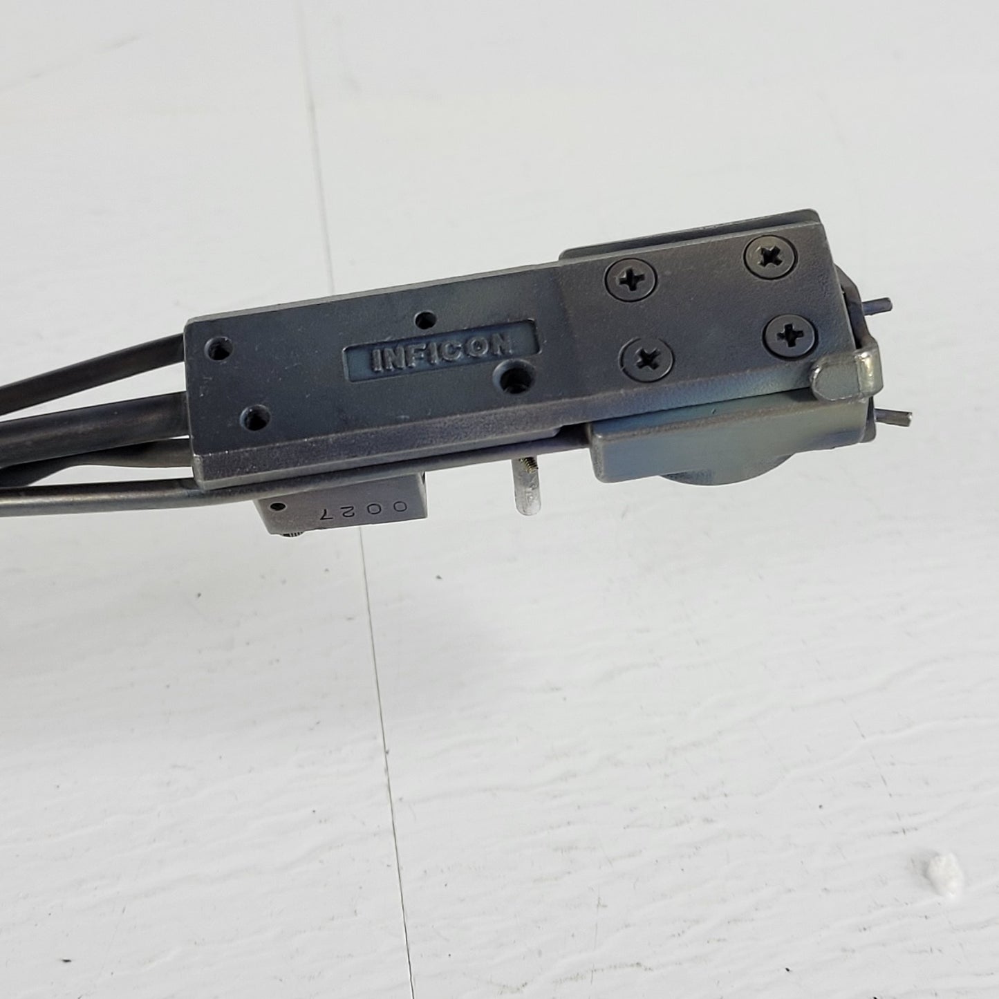 INFICON DN35CF 2.75 Water-Cooled QCM Crystal Sensor Holder UHV Thin Film Monitor