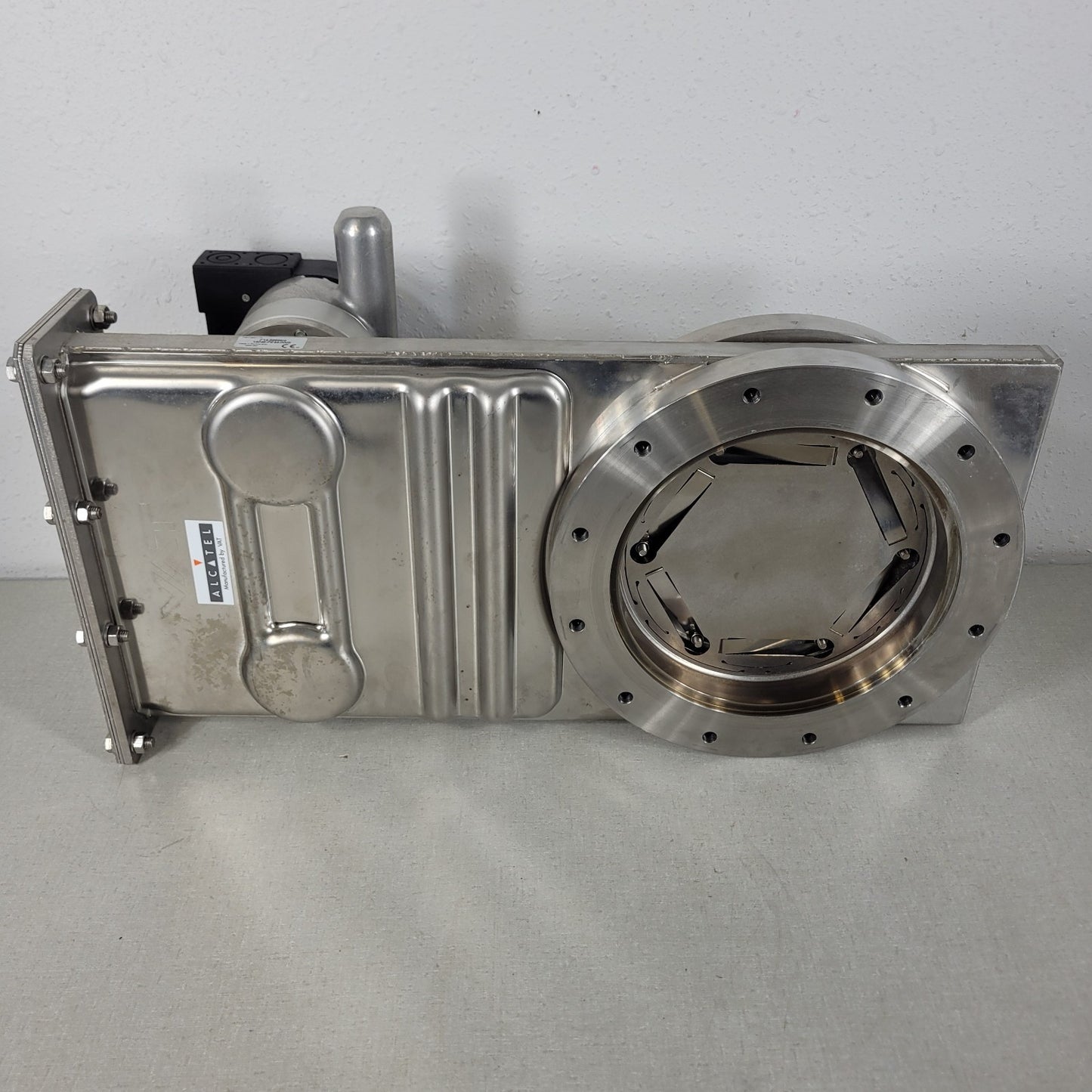 TESTED VAT F14-99899 ISO-200F ISO200-F 8in Pneumatic Gate Valve High Vacuum SS