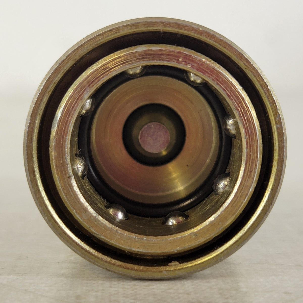 Pioneer 4250-4 1/2" NPTF Female Hydraulic Quick Coupler 3000 PSI