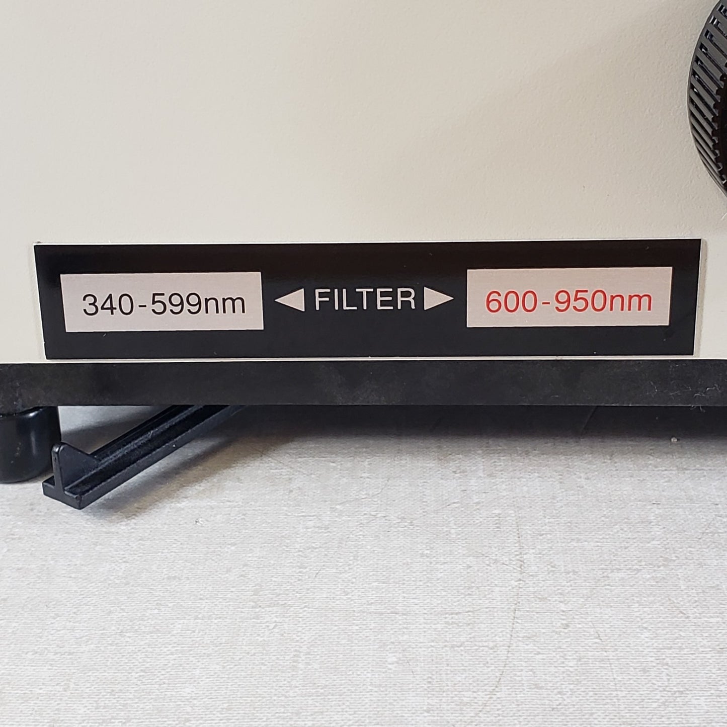 SPECTRONIC 20D+ 333183 Digital Spectrophotometer 340-950nm No Sample Holder