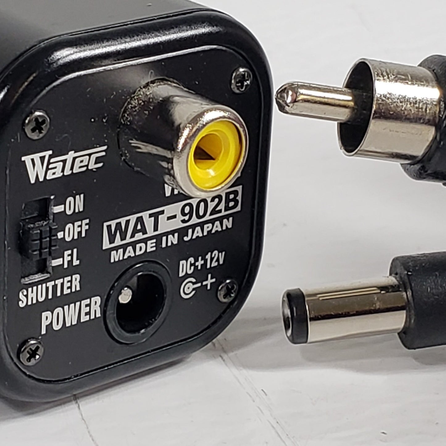 Watec WAT-902B CCD Camera w/ 0.7-4.5X VZM Zoom Lens Optical Microscope