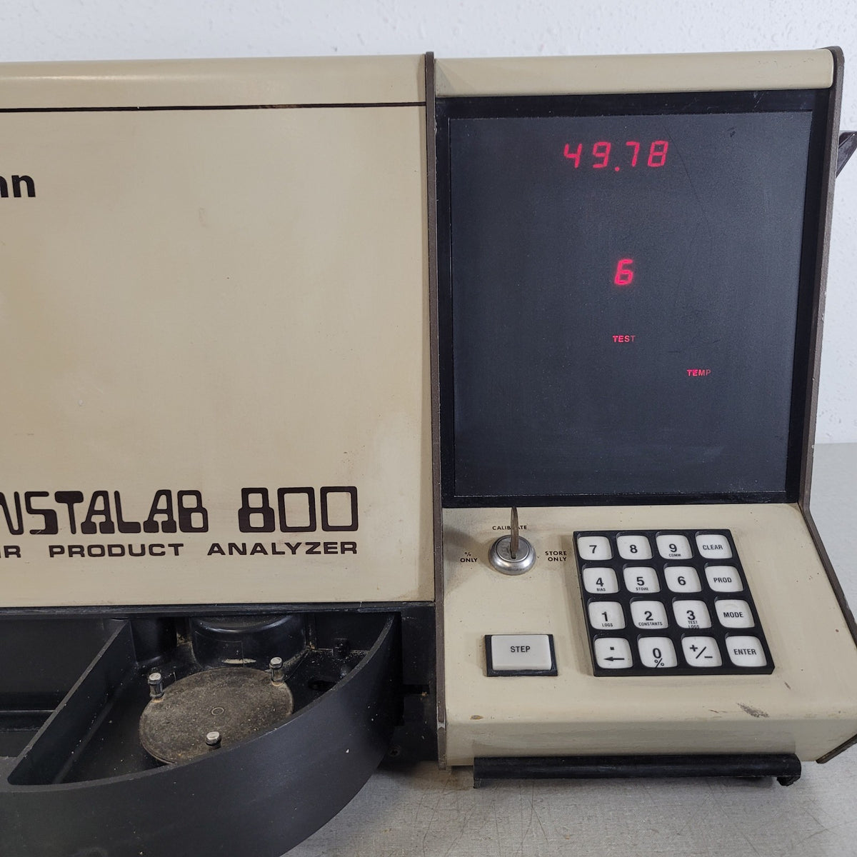 Dickey-john InstaLab 800 NIR Grain Protein Oil Moisture Analyzer Powers Up