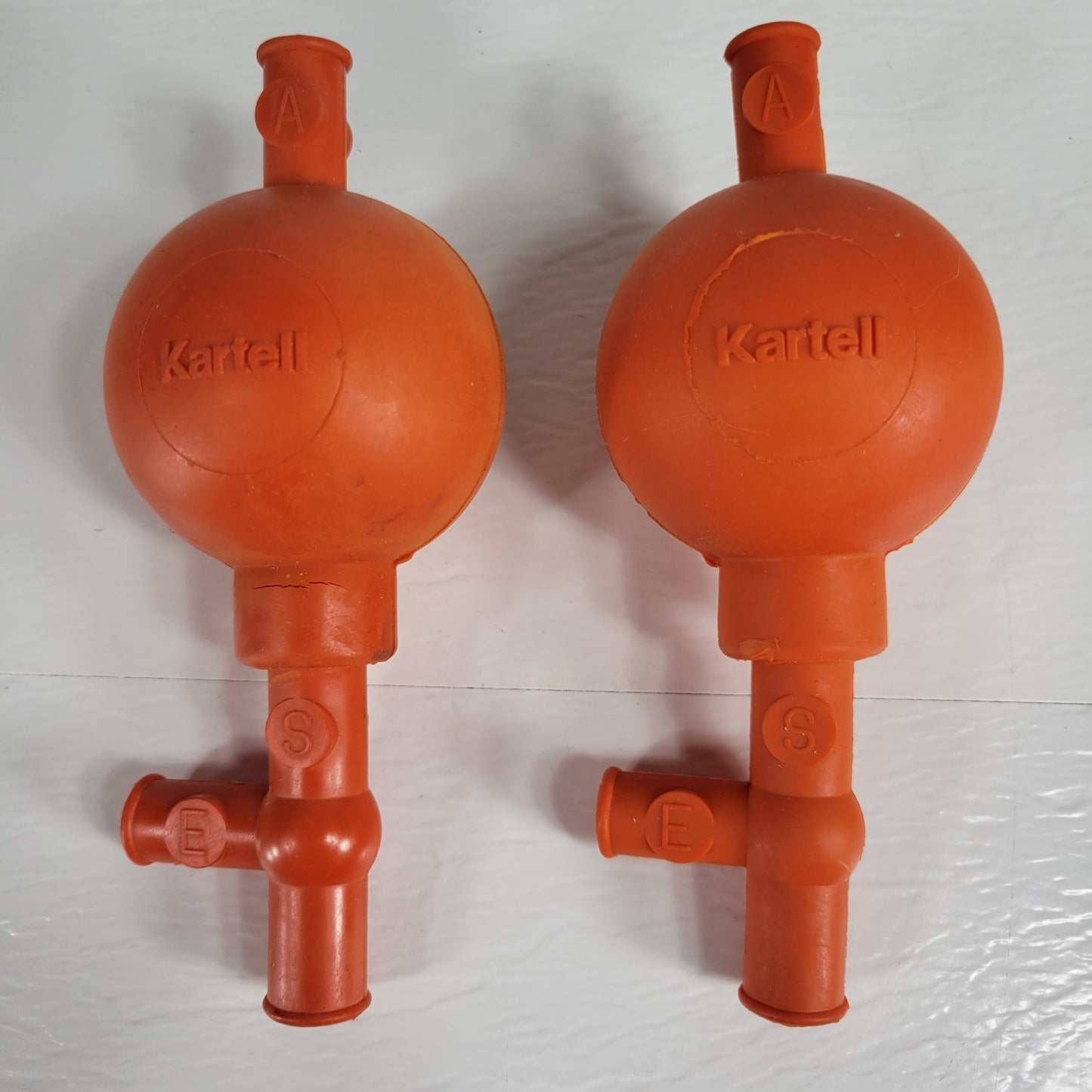 VWR, KARTELL 53502205 & 0344831 Assorted Pipet Fillers, 2-50ml, 60ml Bulbs